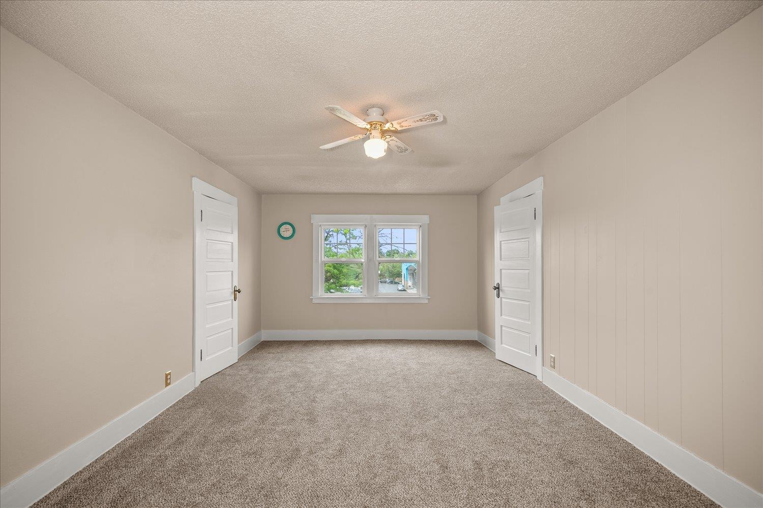 917 W Montgomery Ave - Photo 21