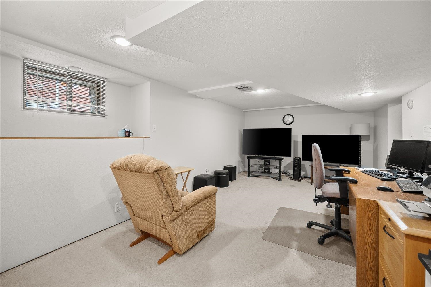 917 W Montgomery Ave - Photo 27