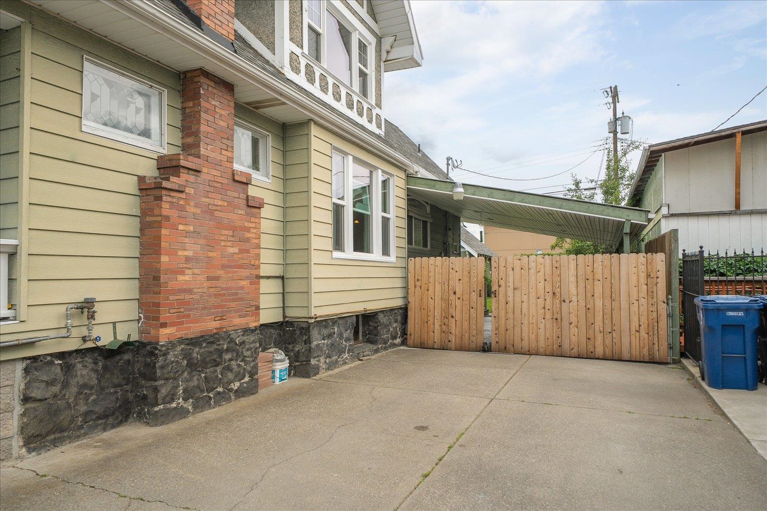 917 W Montgomery Ave - Photo 38