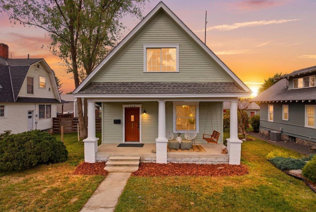 1908 W Montgomery Ave - Photo 1