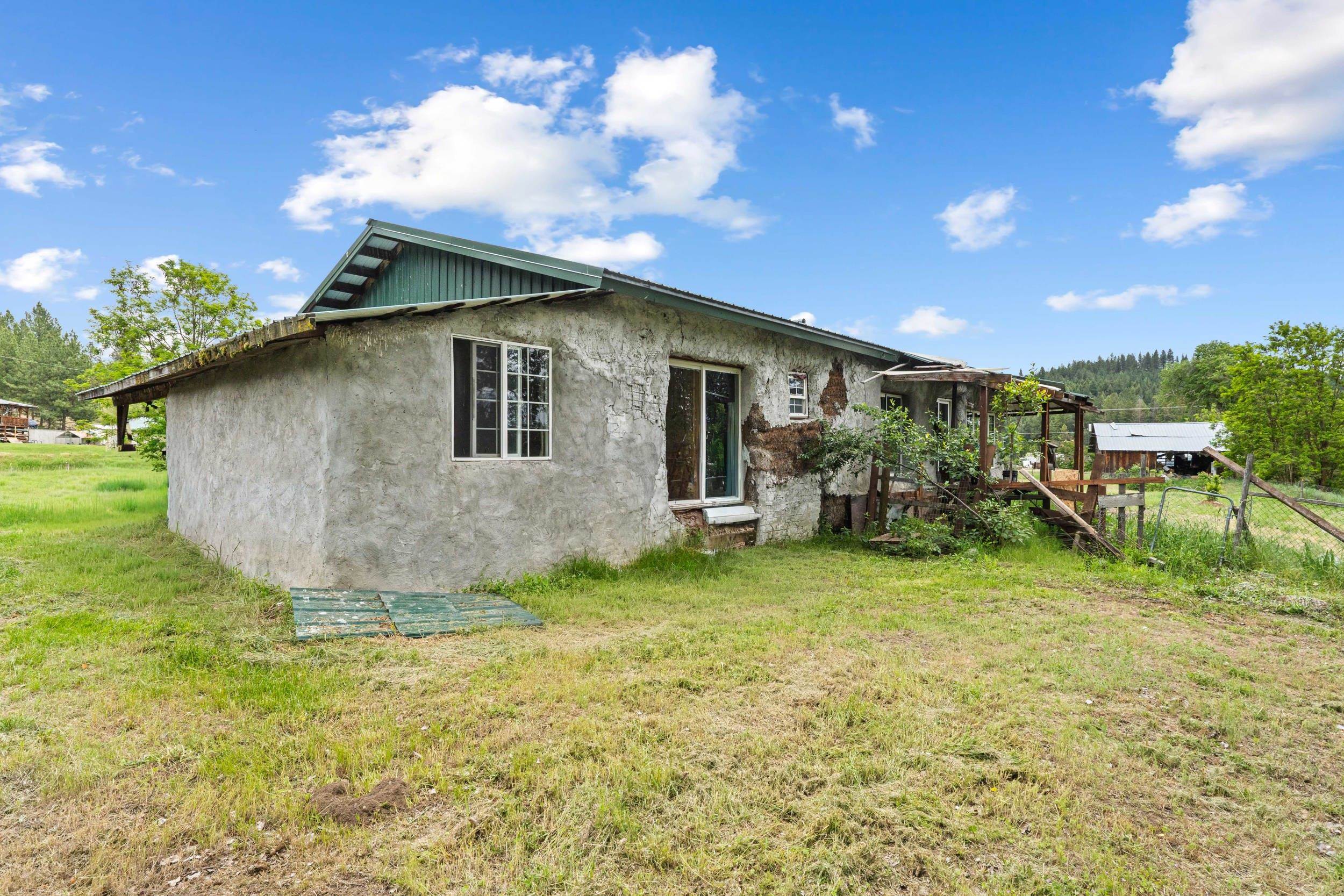 637 E 20 Hwy - Photo 4
