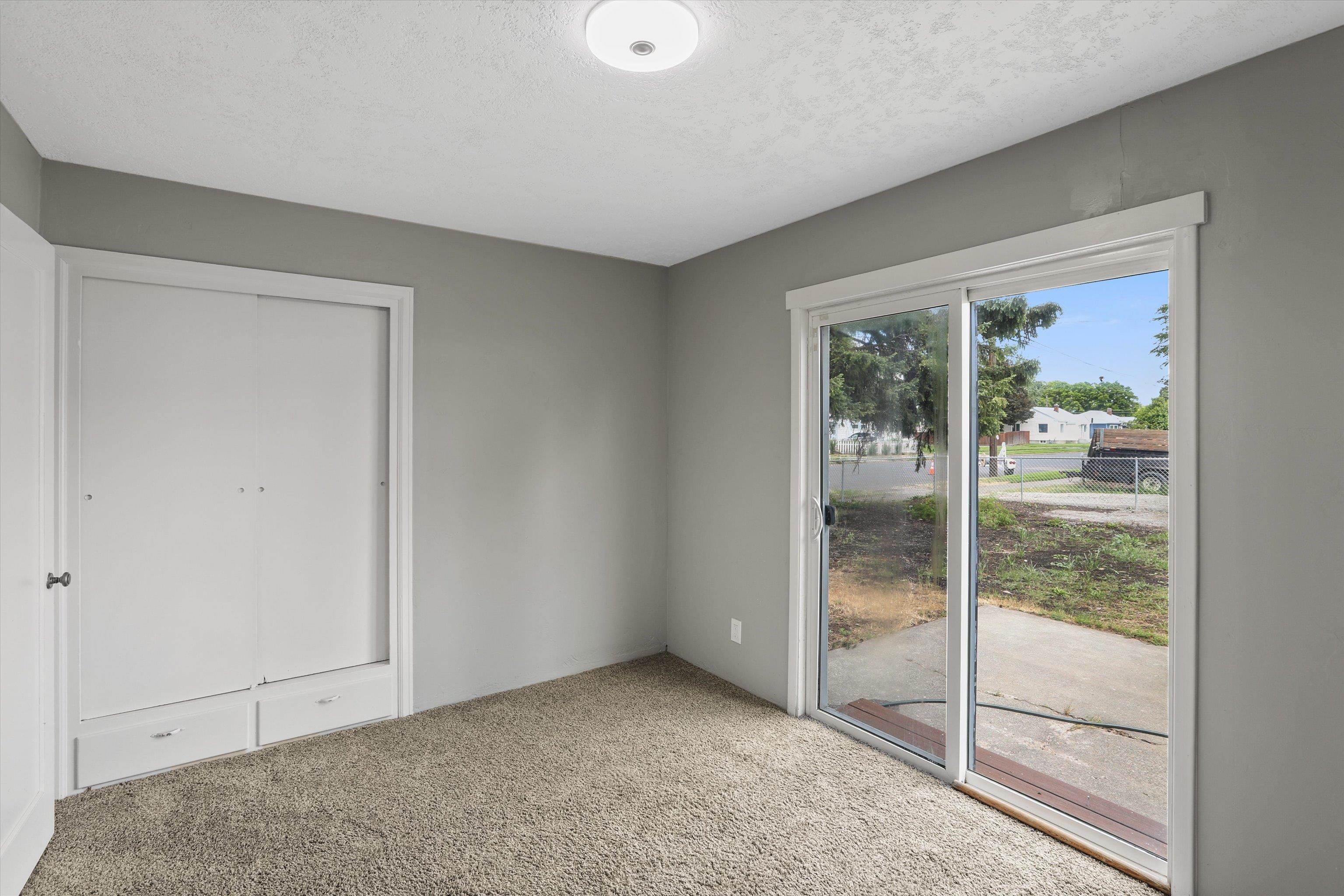 1618 N Smith St - Photo 17