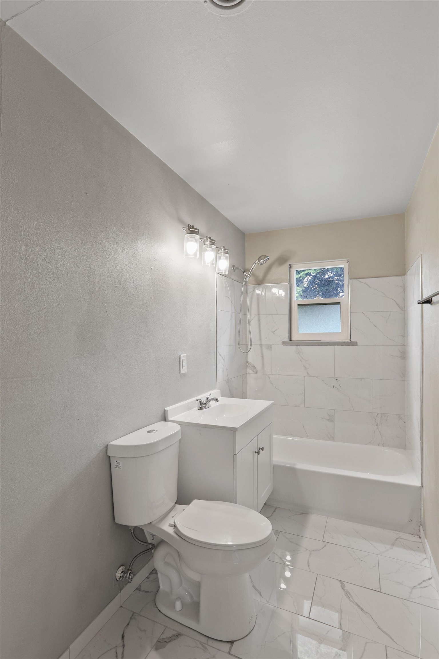 1618 N Smith St - Photo 7