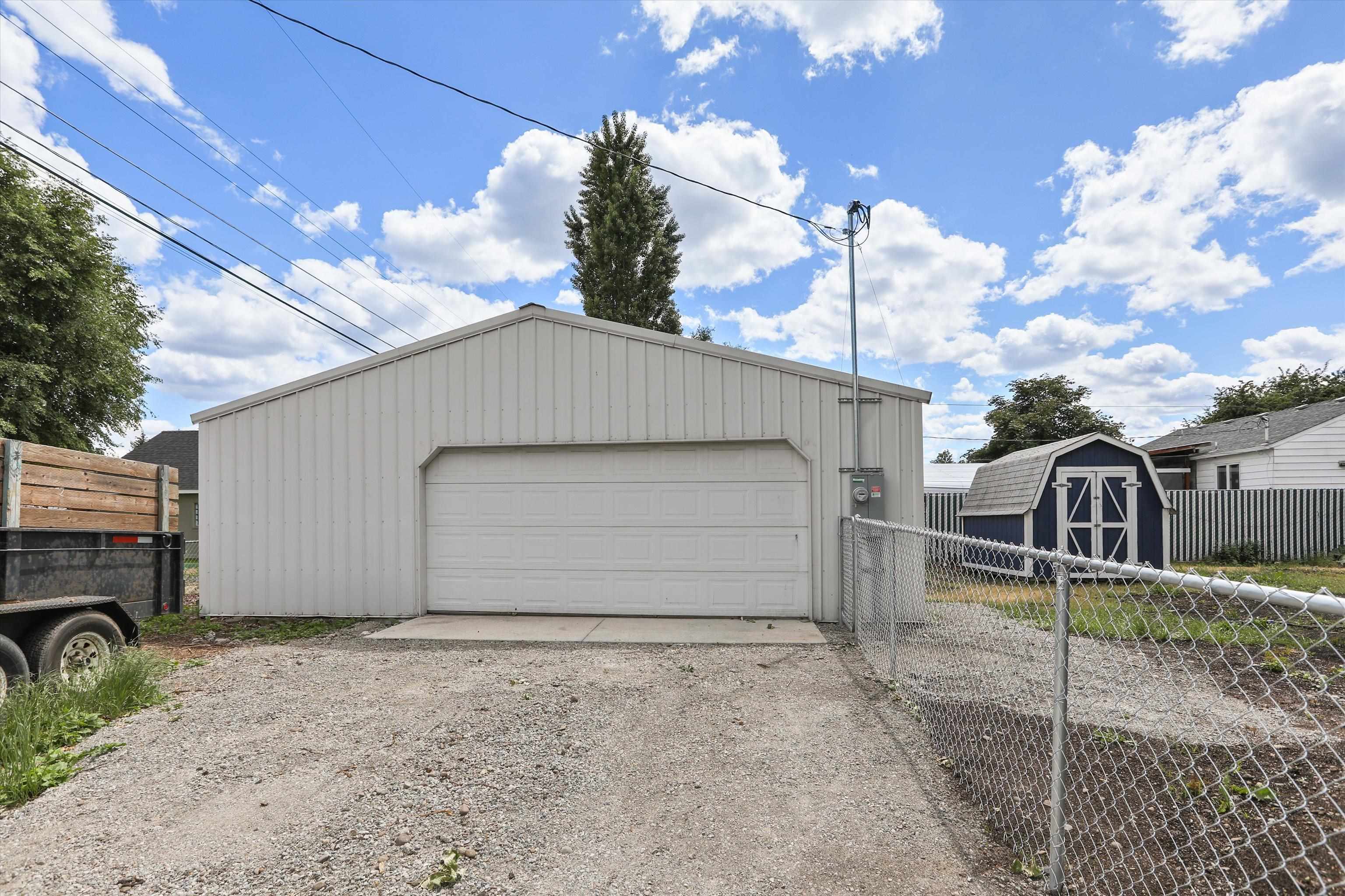 1618 N Smith St - Photo 8