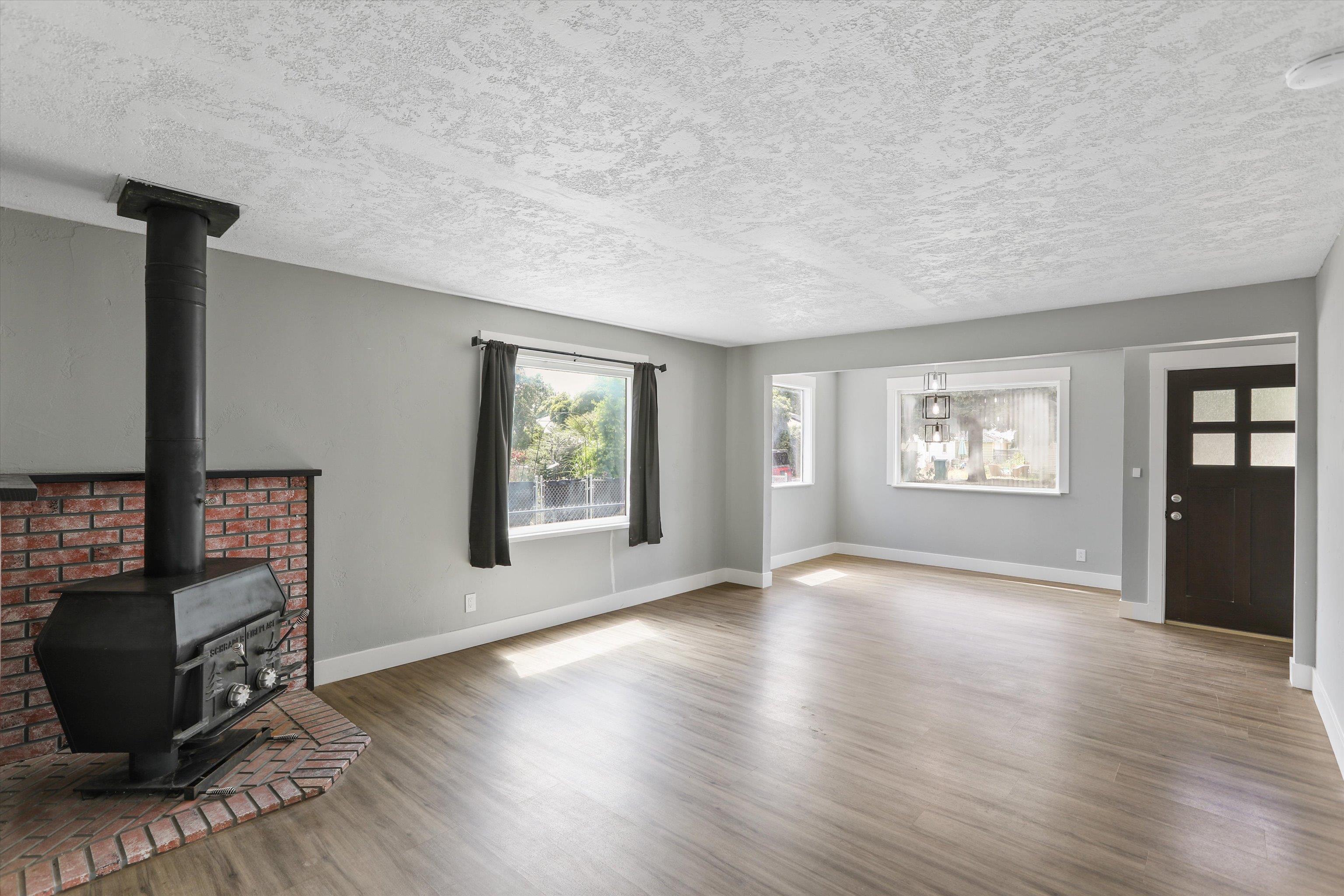 1618 N Smith St - Photo 9