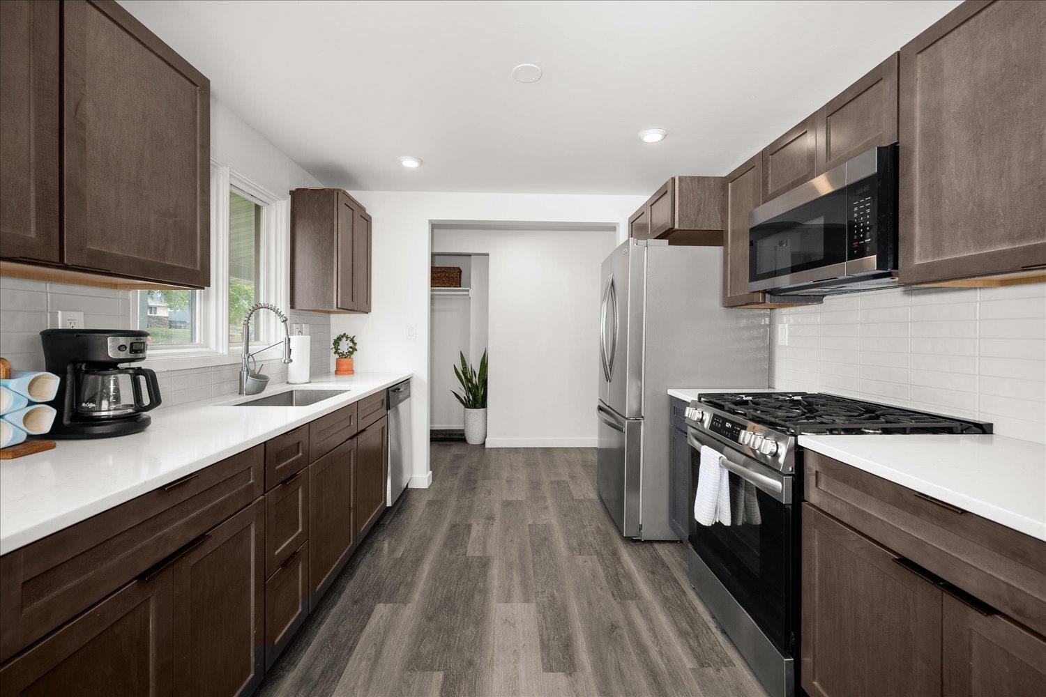 2507 W Holyoke Ave - Photo 18
