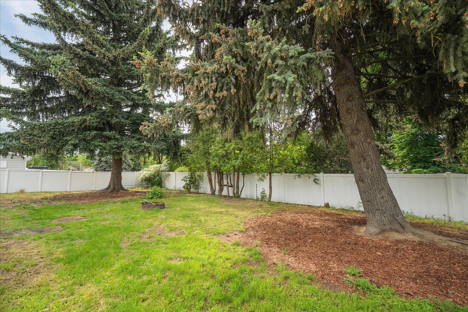 2507 W Holyoke Ave - Photo 41
