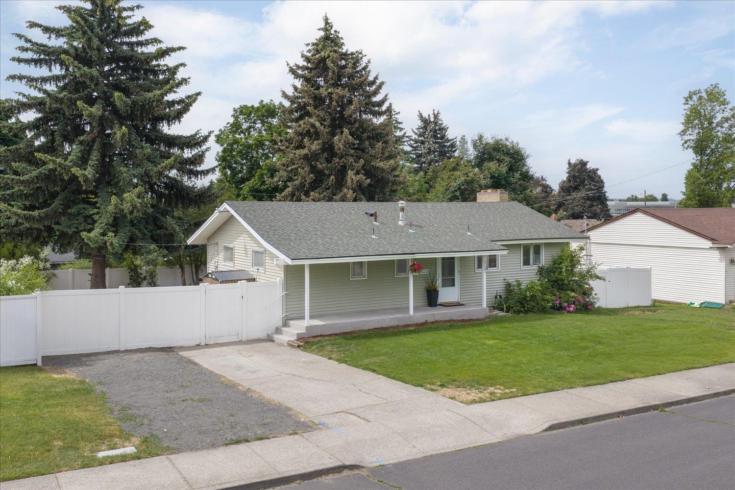 2507 W Holyoke Ave - Photo 44