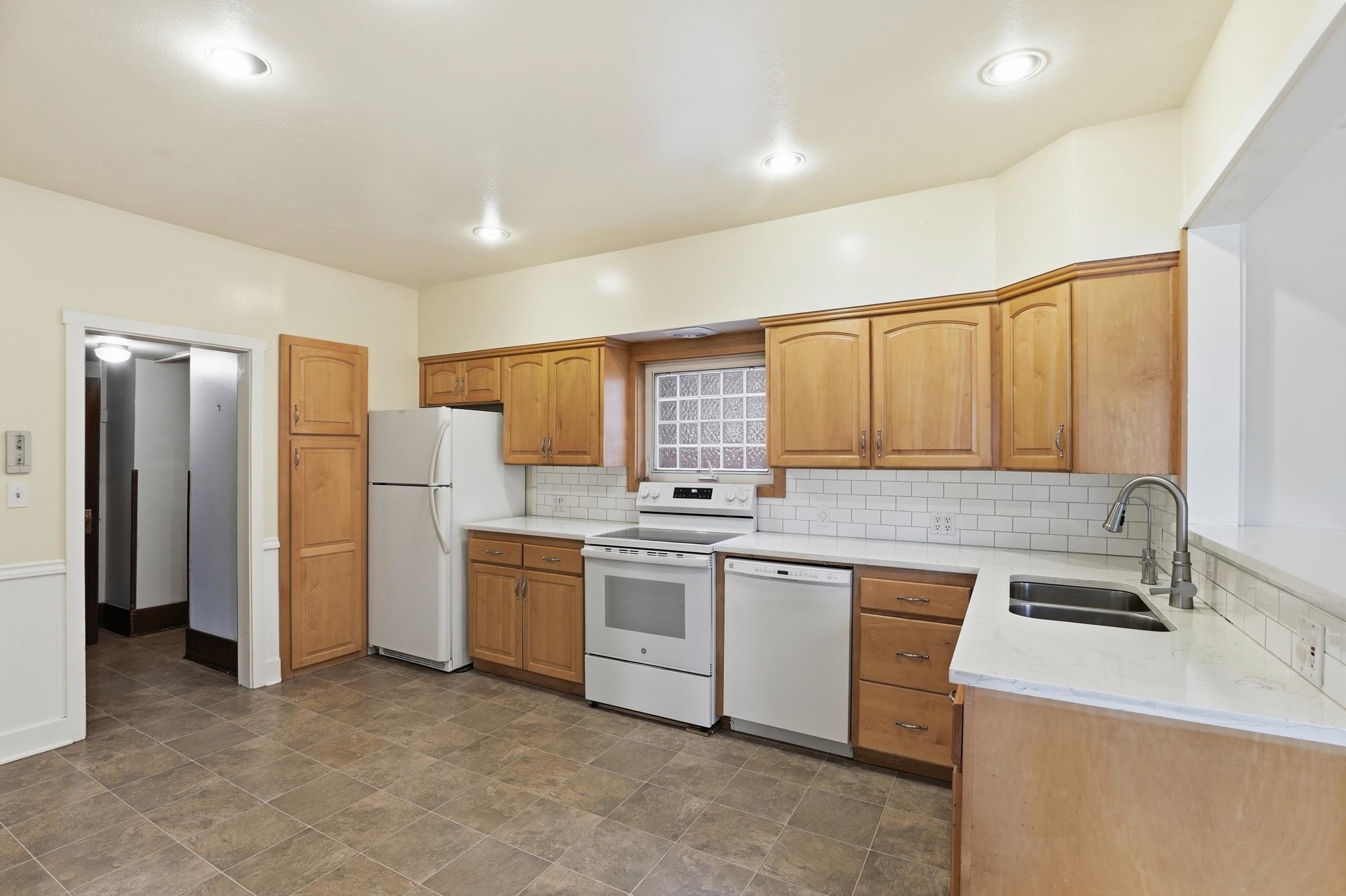 1401 S Monroe St - Photo 15