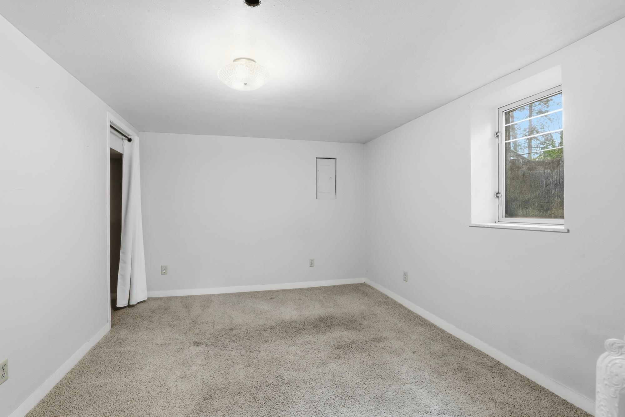1401 S Monroe St - Photo 32