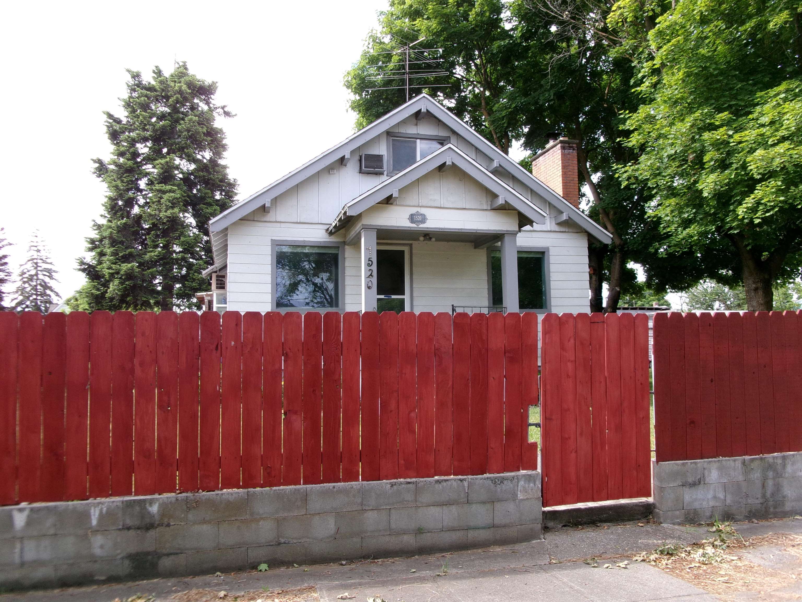 1520 E 1st Ave - Photo 14