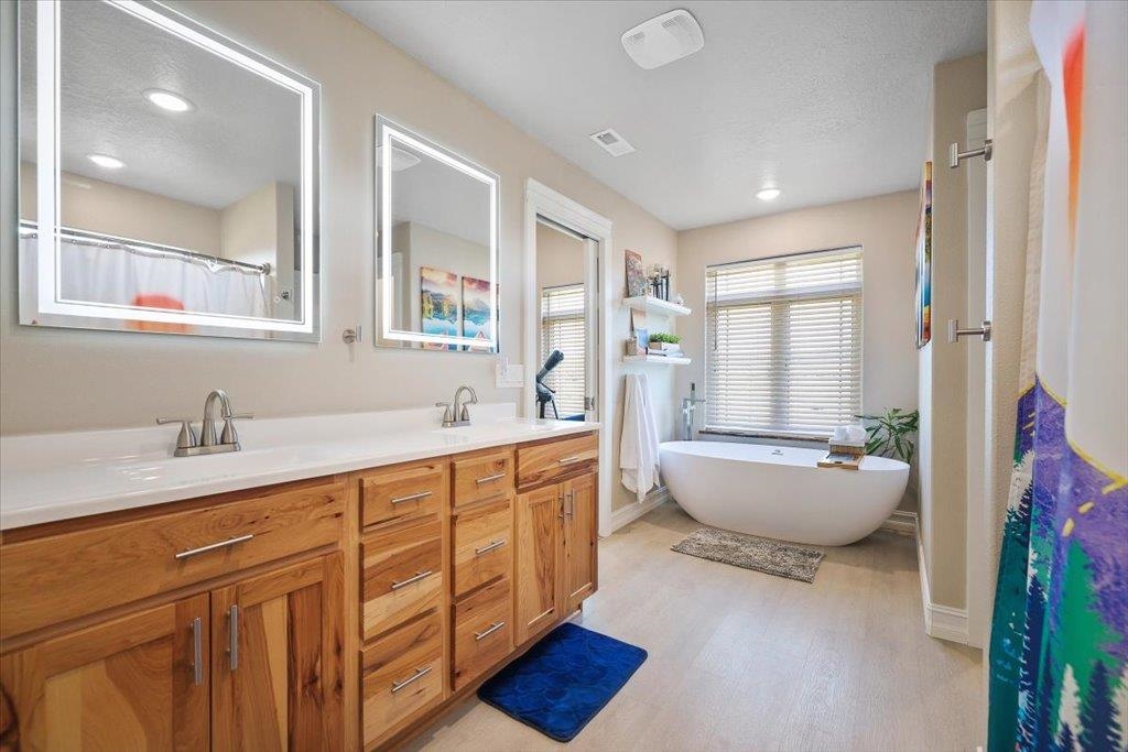 5710 E Greenbluff Rd - Photo 21