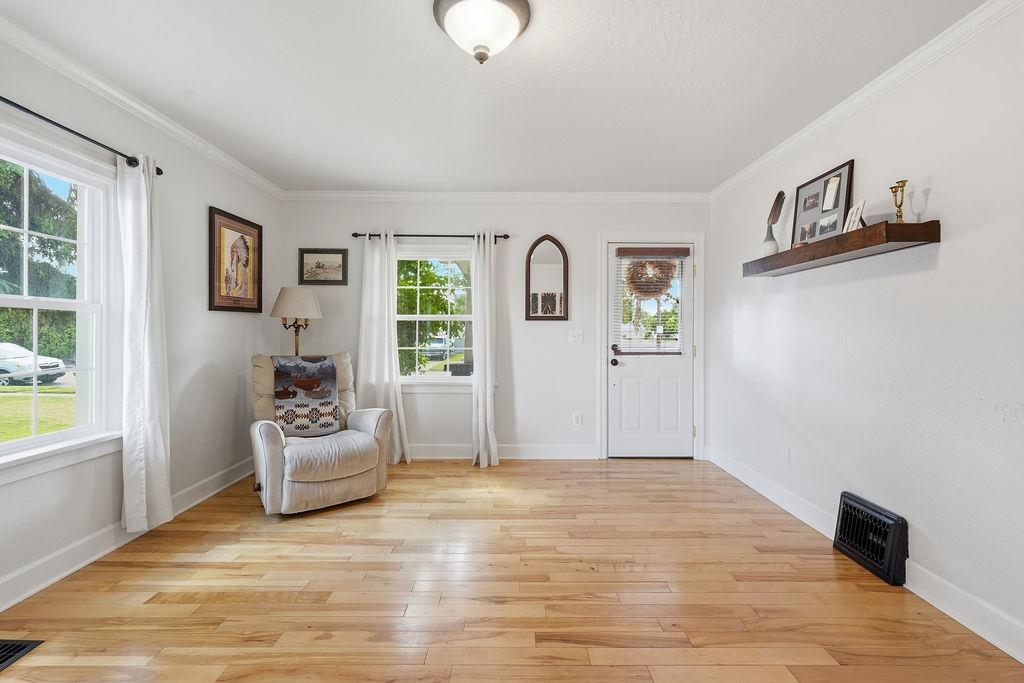 5028 N Adams St - Photo 6