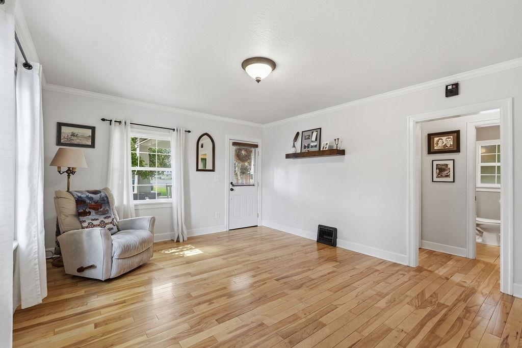 5028 N Adams St - Photo 7