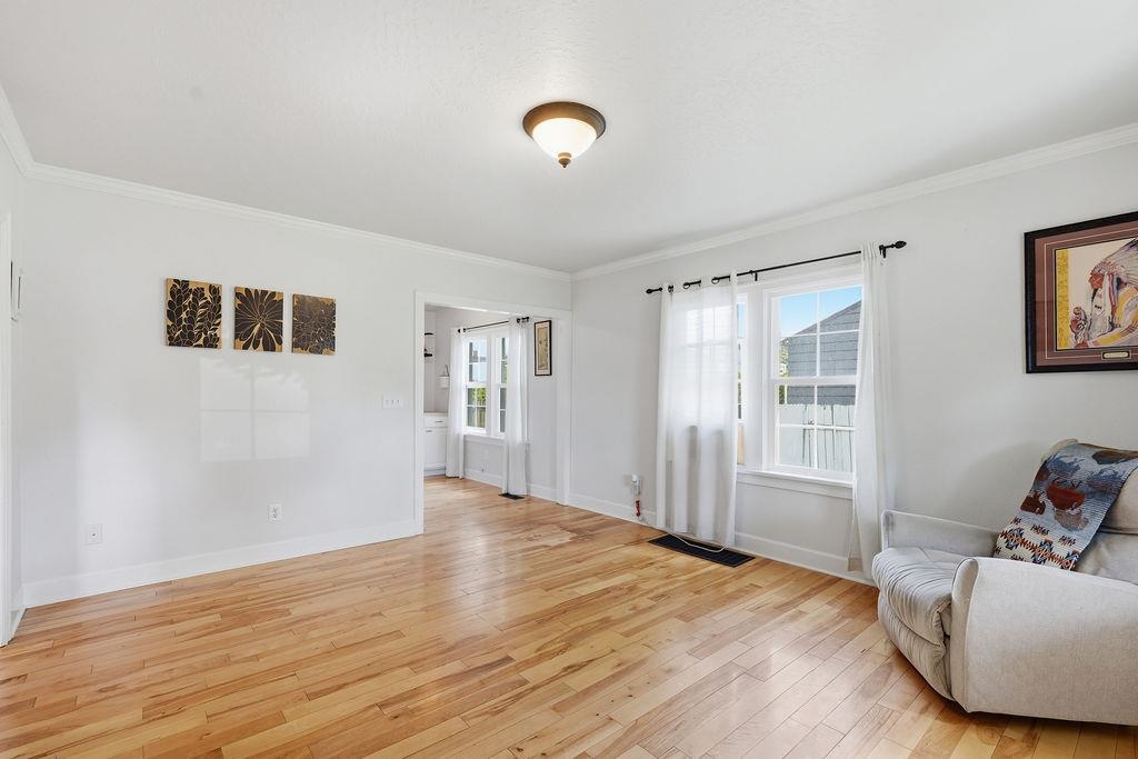 5028 N Adams St - Photo 8