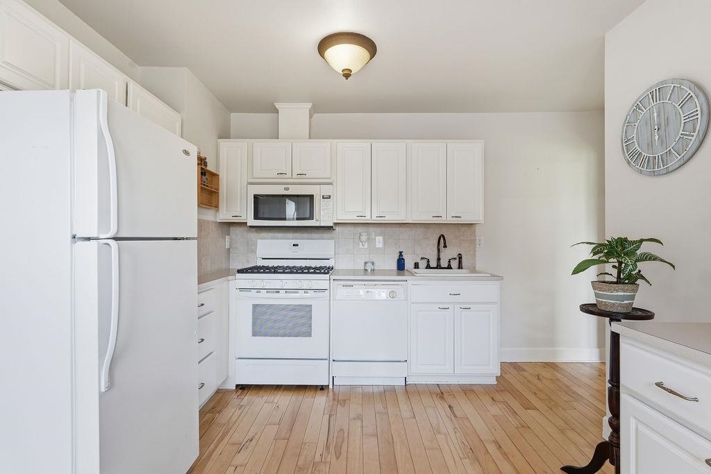 5028 N Adams St - Photo 11