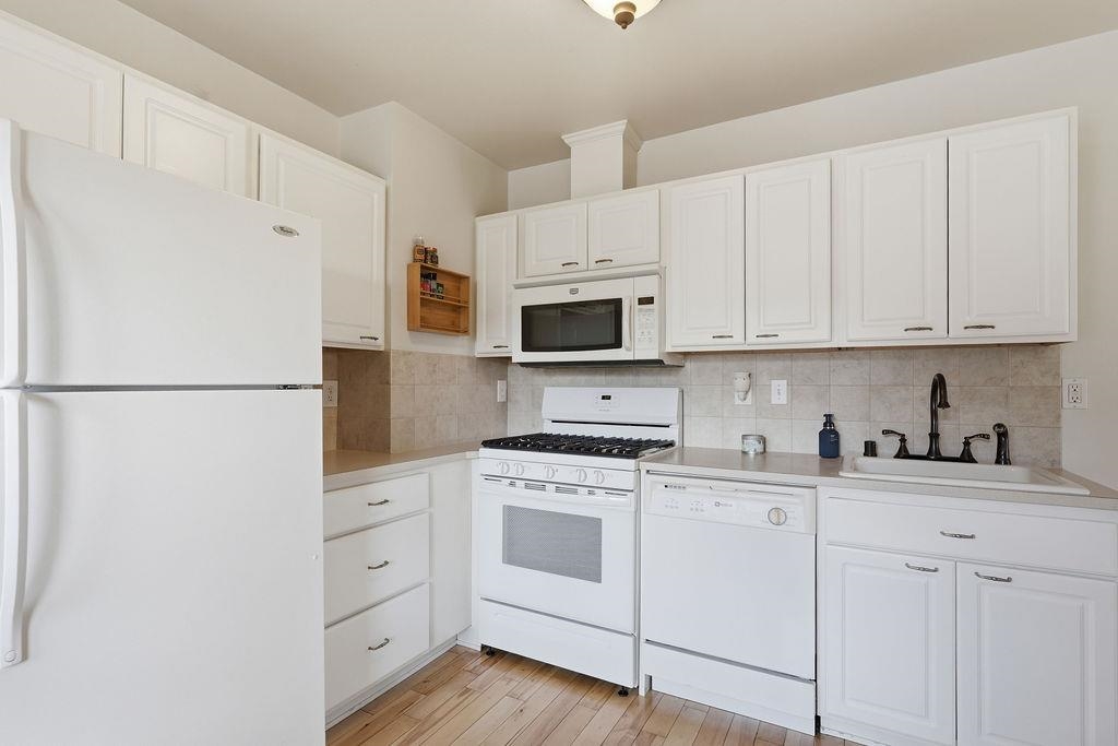 5028 N Adams St - Photo 12