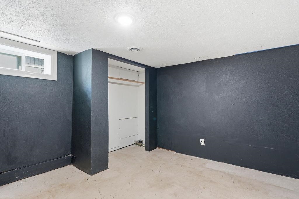 5028 N Adams St - Photo 23