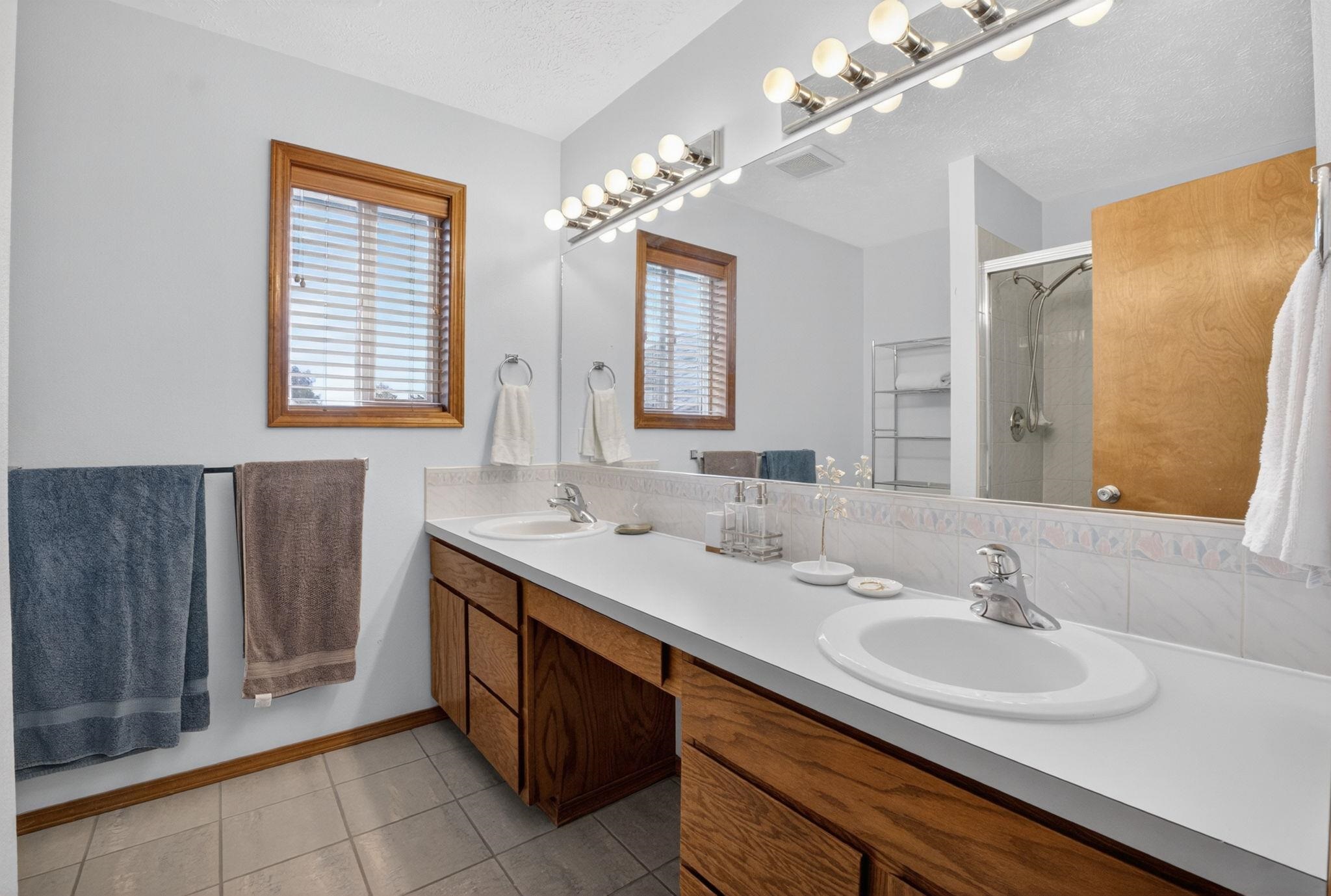 15820 E 23rd Ave - Photo 22