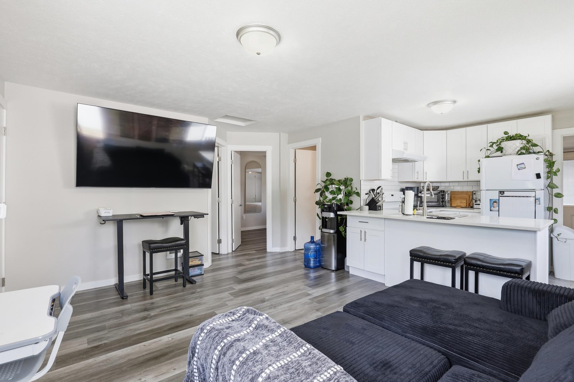 5005 N EVERGREEN Rd - Photo 4