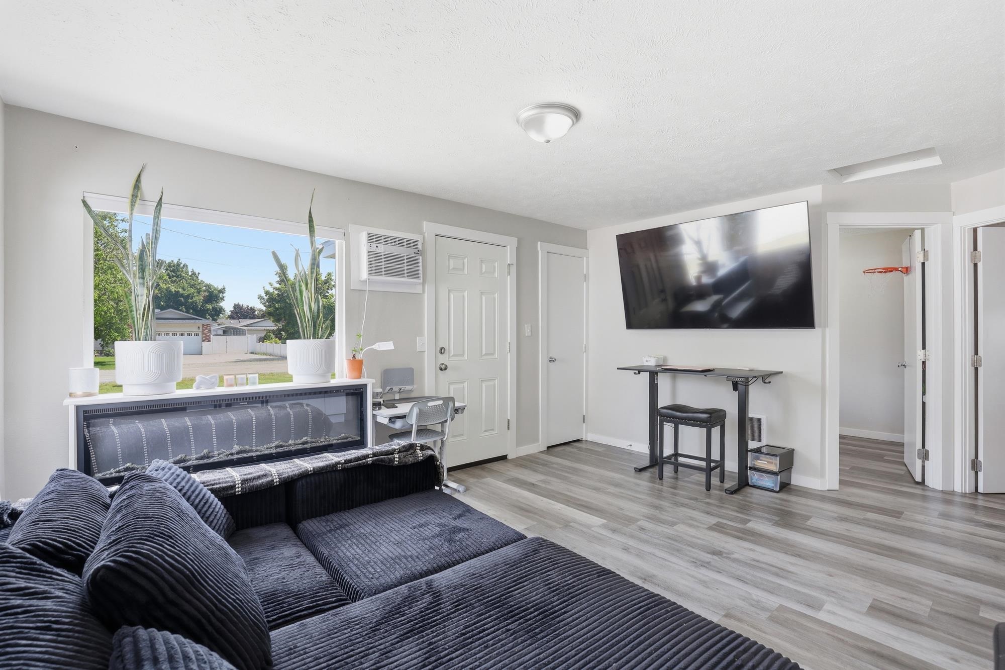 5005 N EVERGREEN Rd - Photo 6