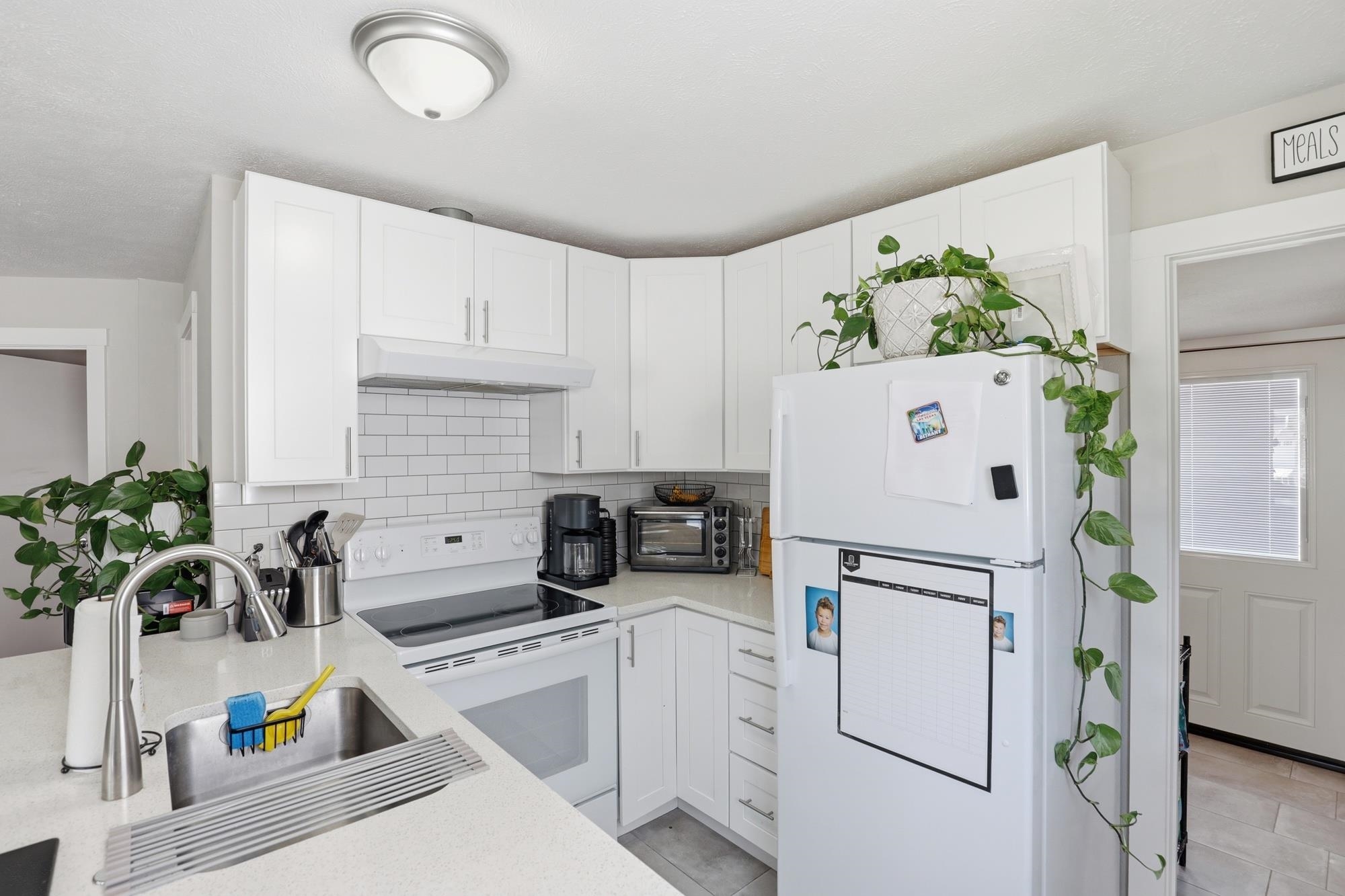 5005 N EVERGREEN Rd - Photo 8