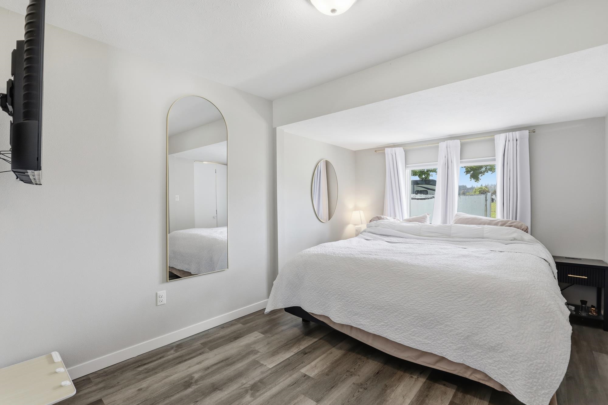 5005 N EVERGREEN Rd - Photo 11