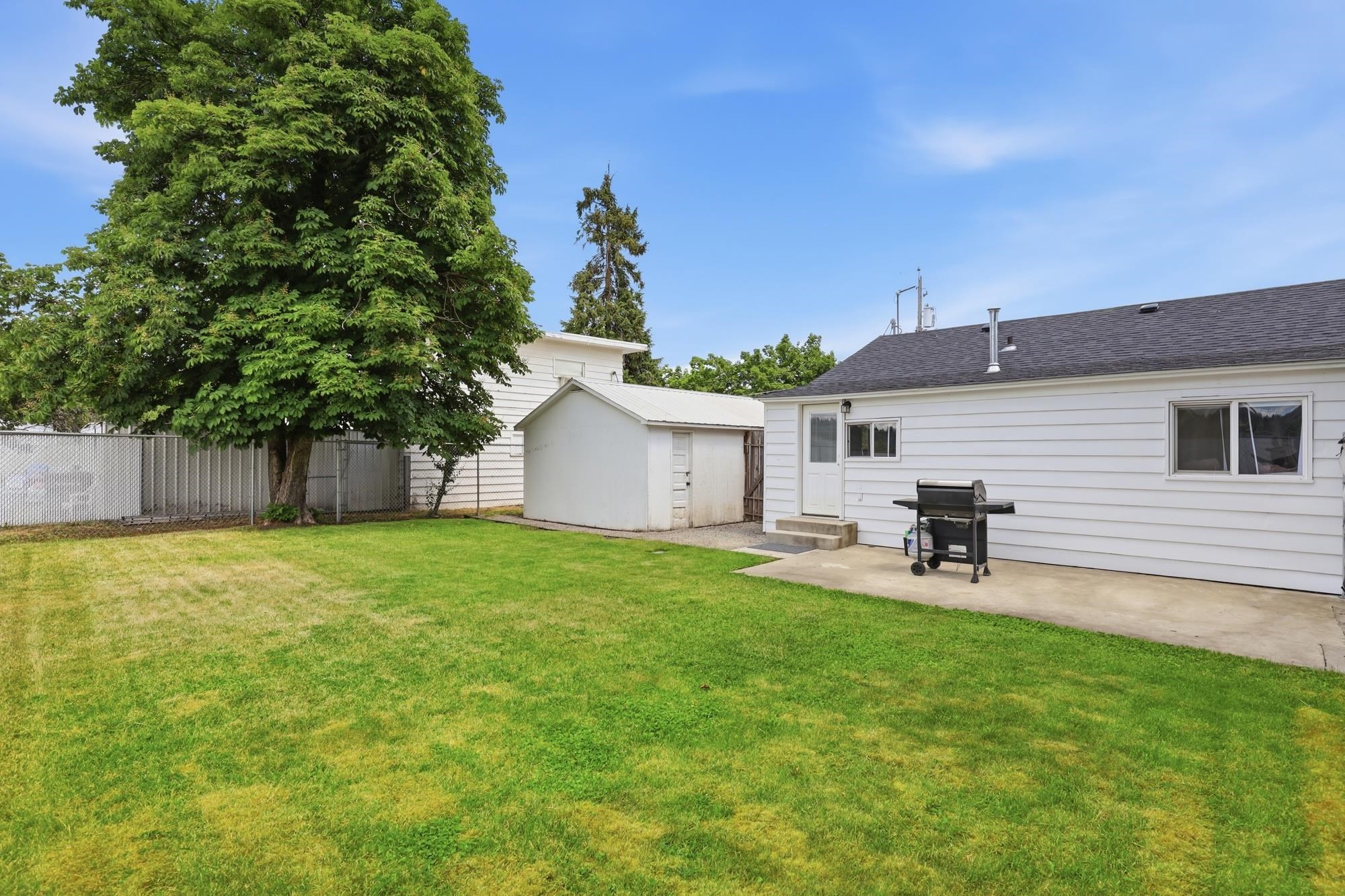 5005 N EVERGREEN Rd - Photo 19