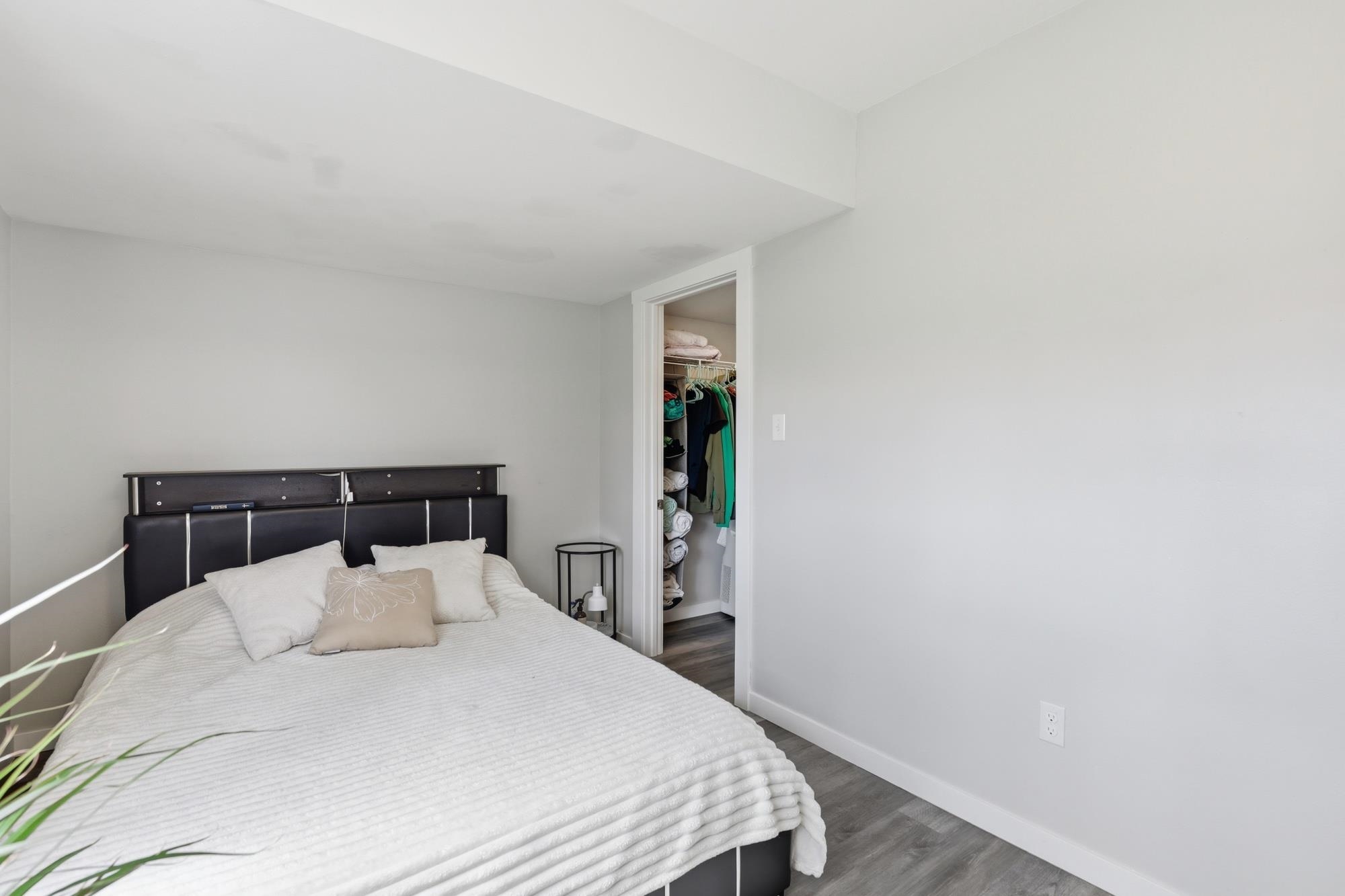 5005 N EVERGREEN Rd - Photo 31