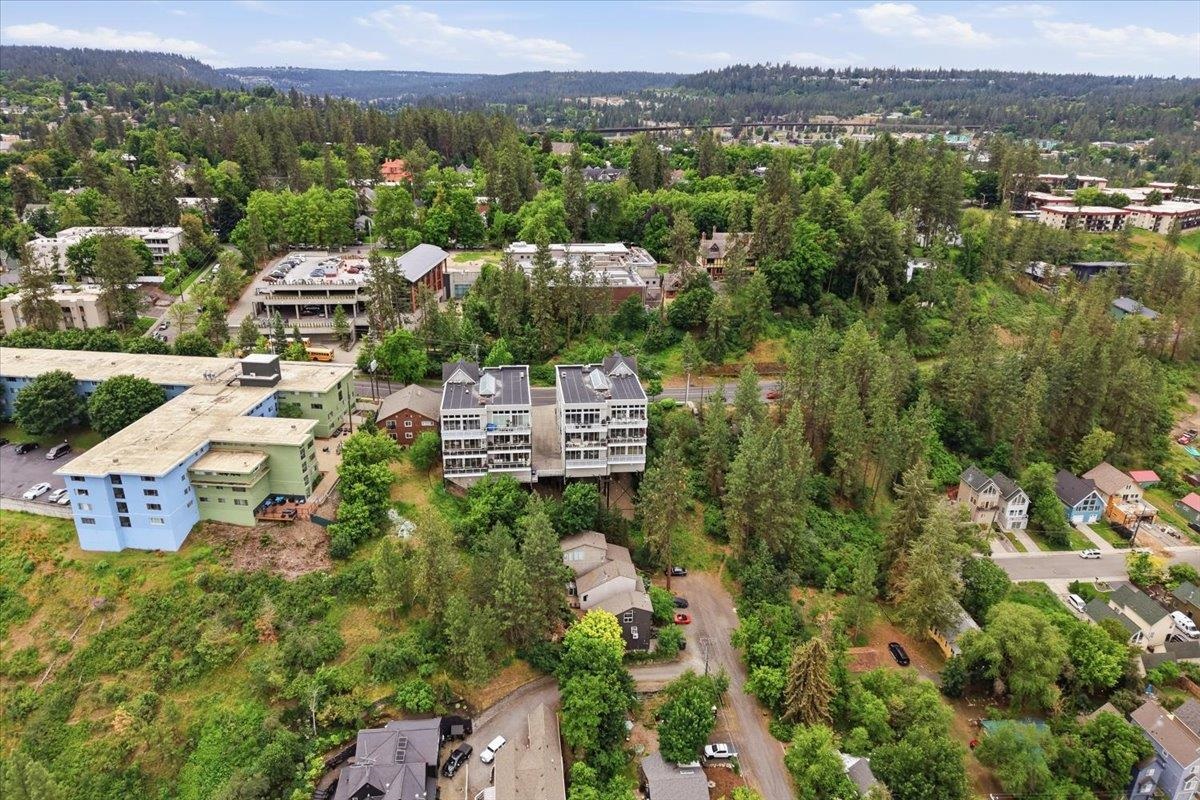 2230 W Riverside Ave - Photo 37