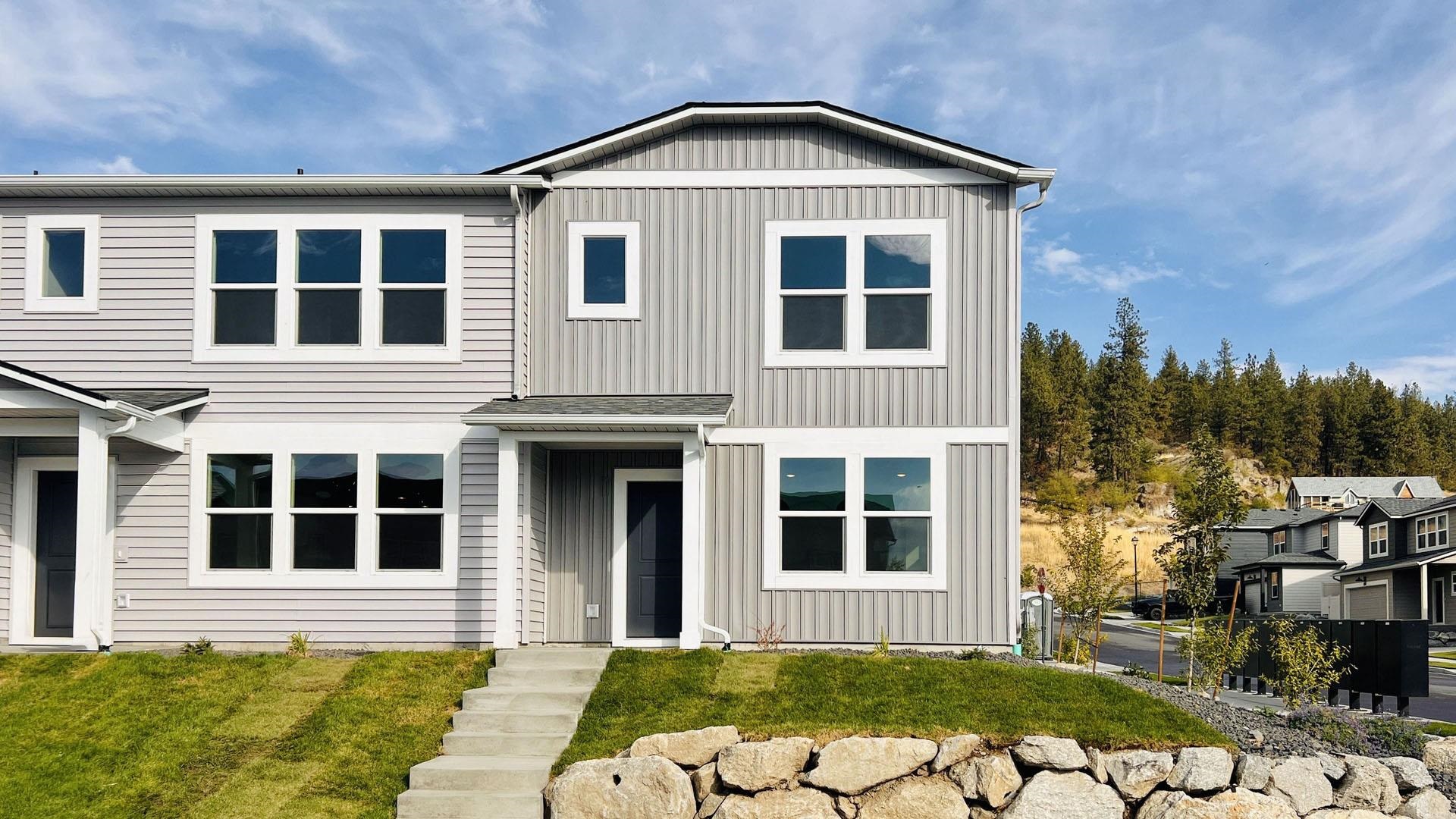 5177 E Liberty Ln - Photo 1