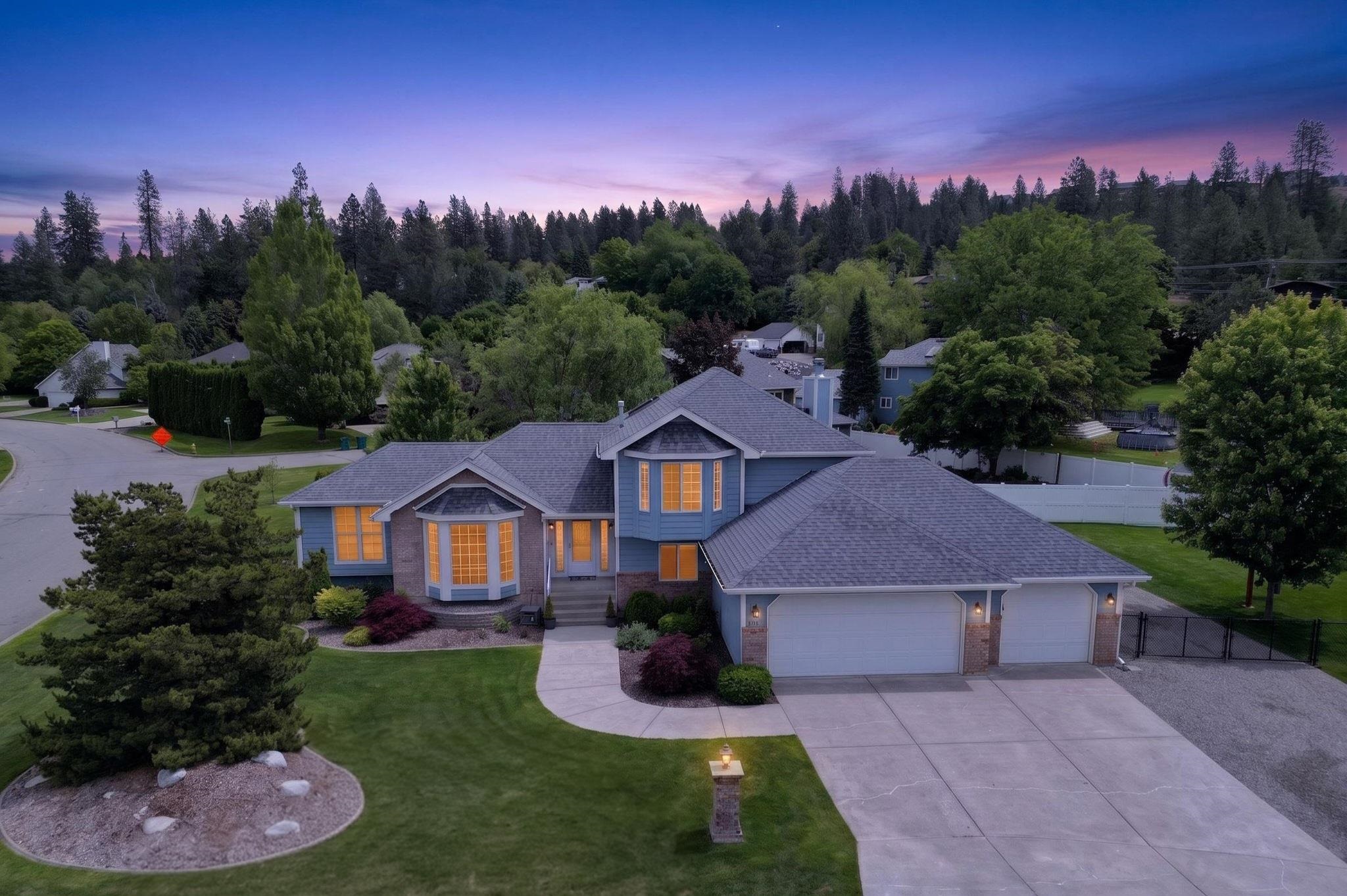 15820 E 23rd Ave - Photo 3