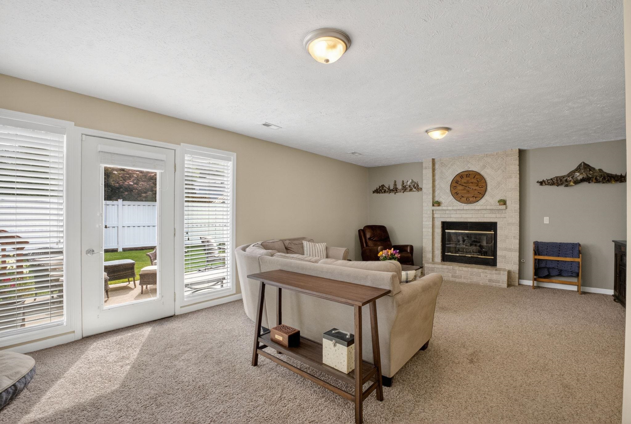 15820 E 23rd Ave - Photo 13