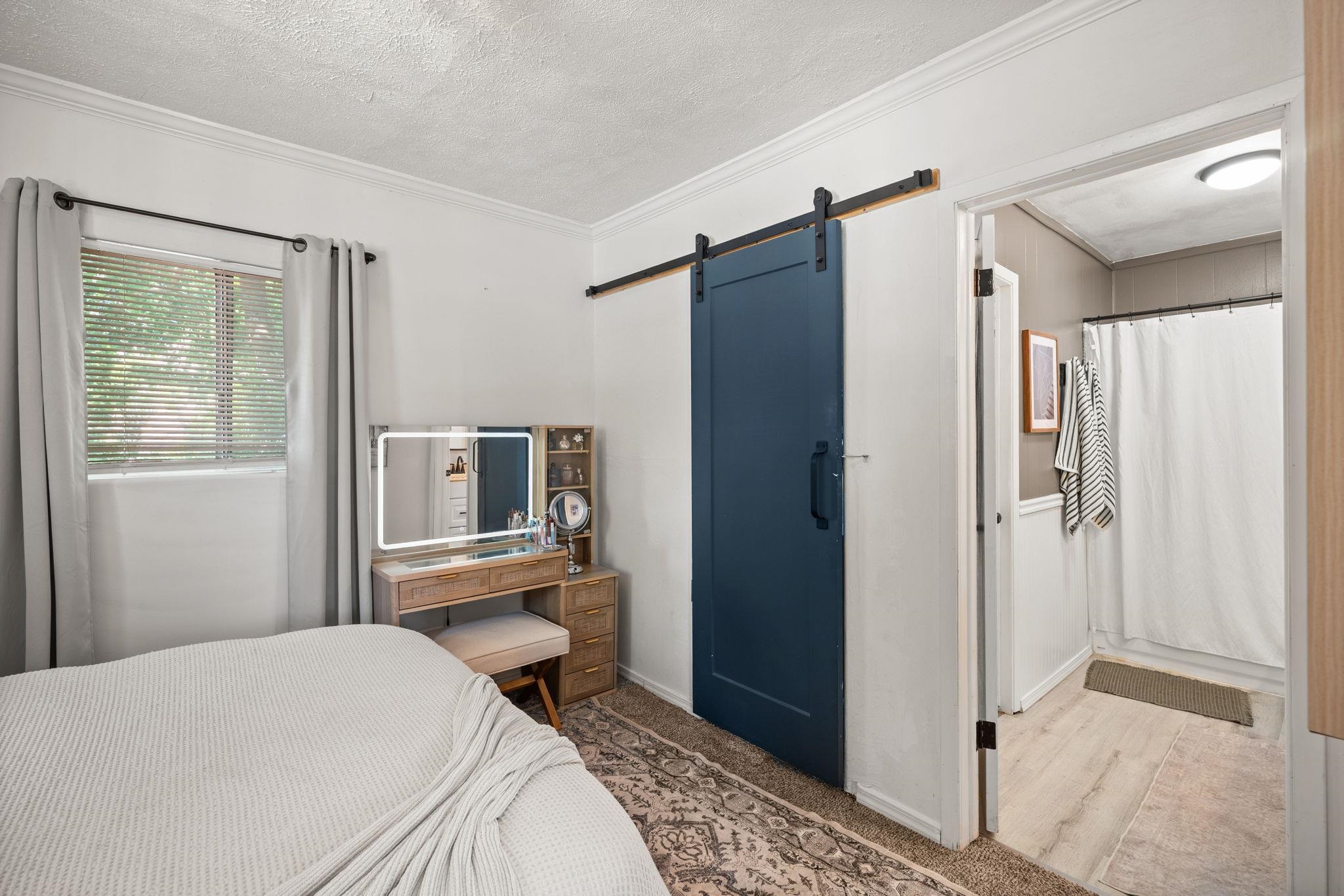 3811 E 25th Ave - Photo 8