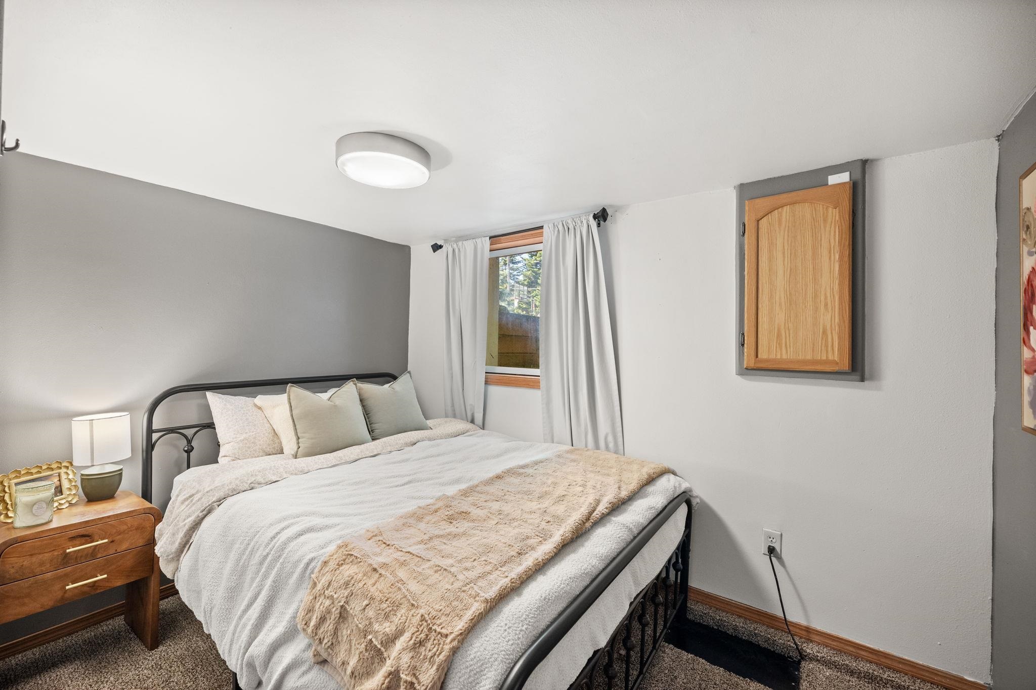 3811 E 25th Ave - Photo 18