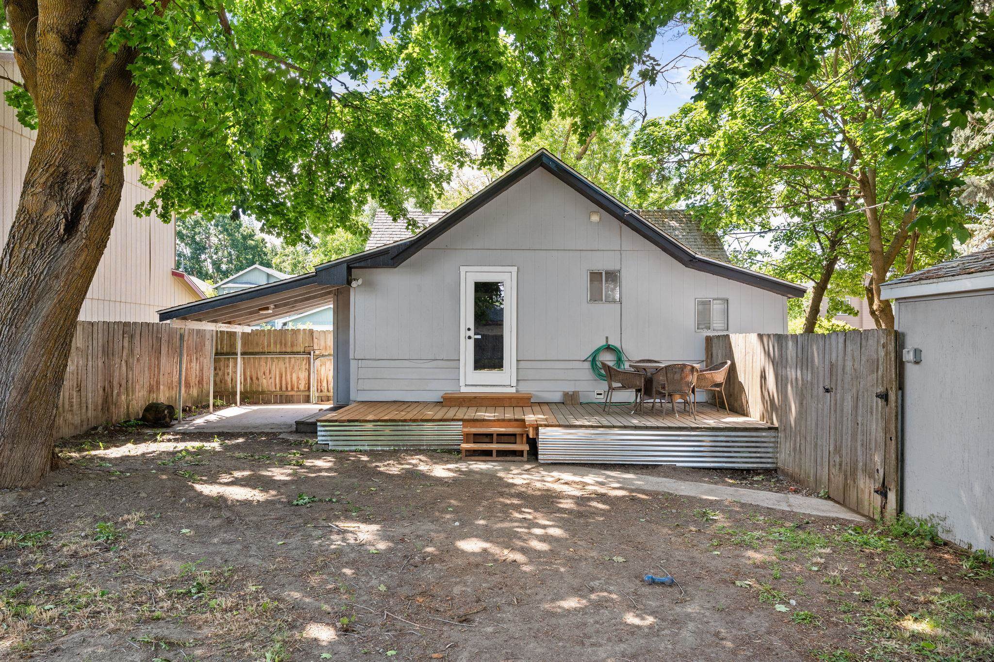 3811 E 25th Ave - Photo 26