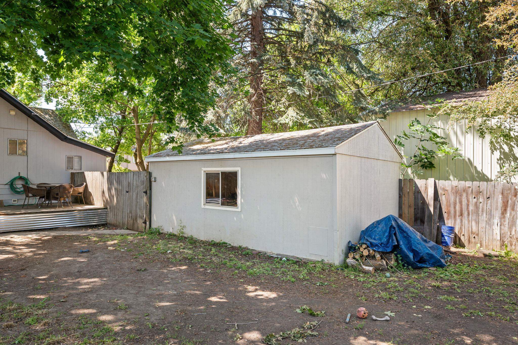3811 E 25th Ave - Photo 29