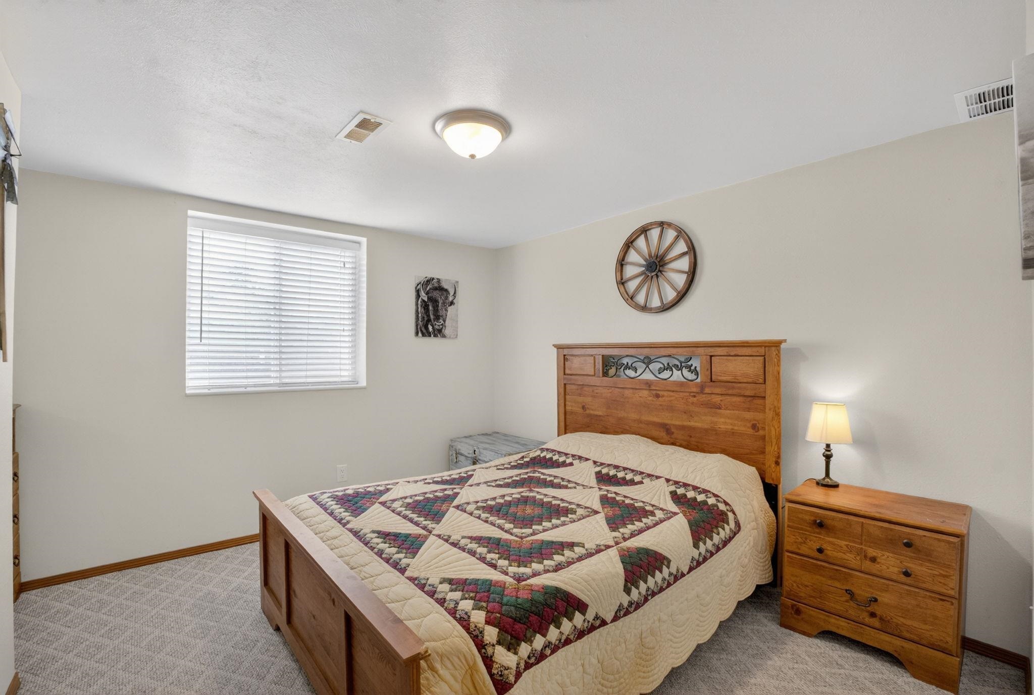 15820 E 23rd Ave - Photo 30