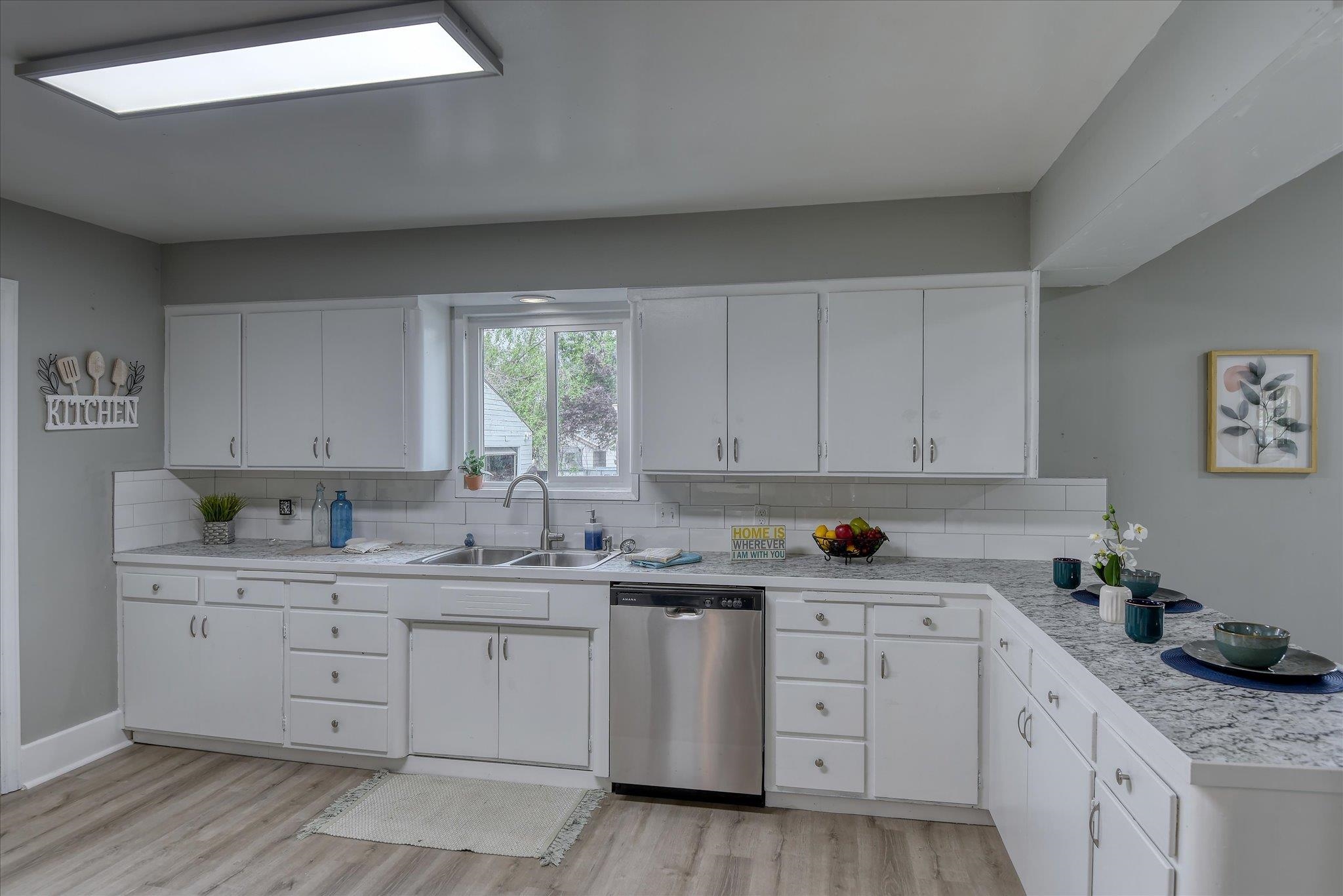2411 E Diamond Ave - Photo 13