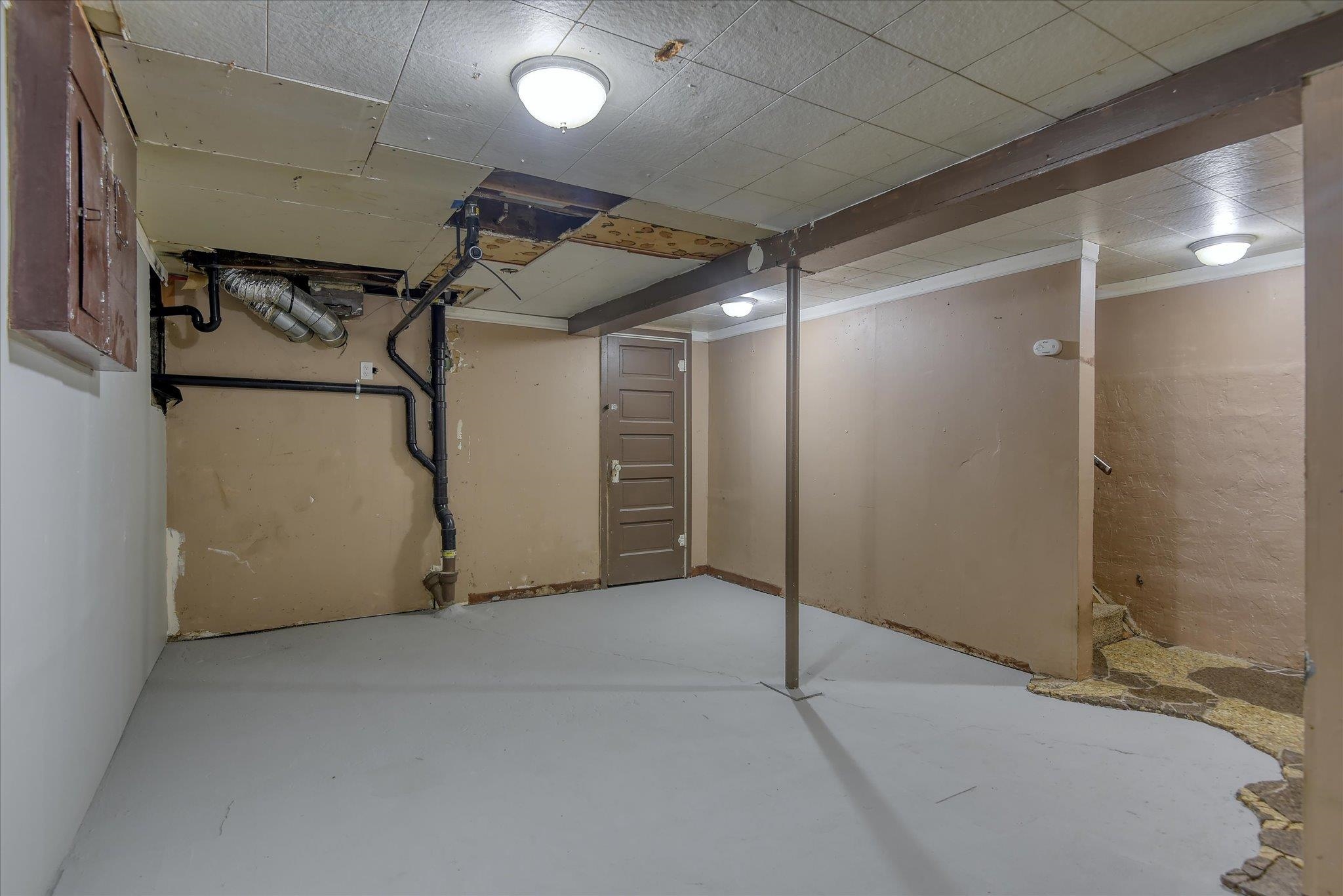 2411 E Diamond Ave - Photo 32