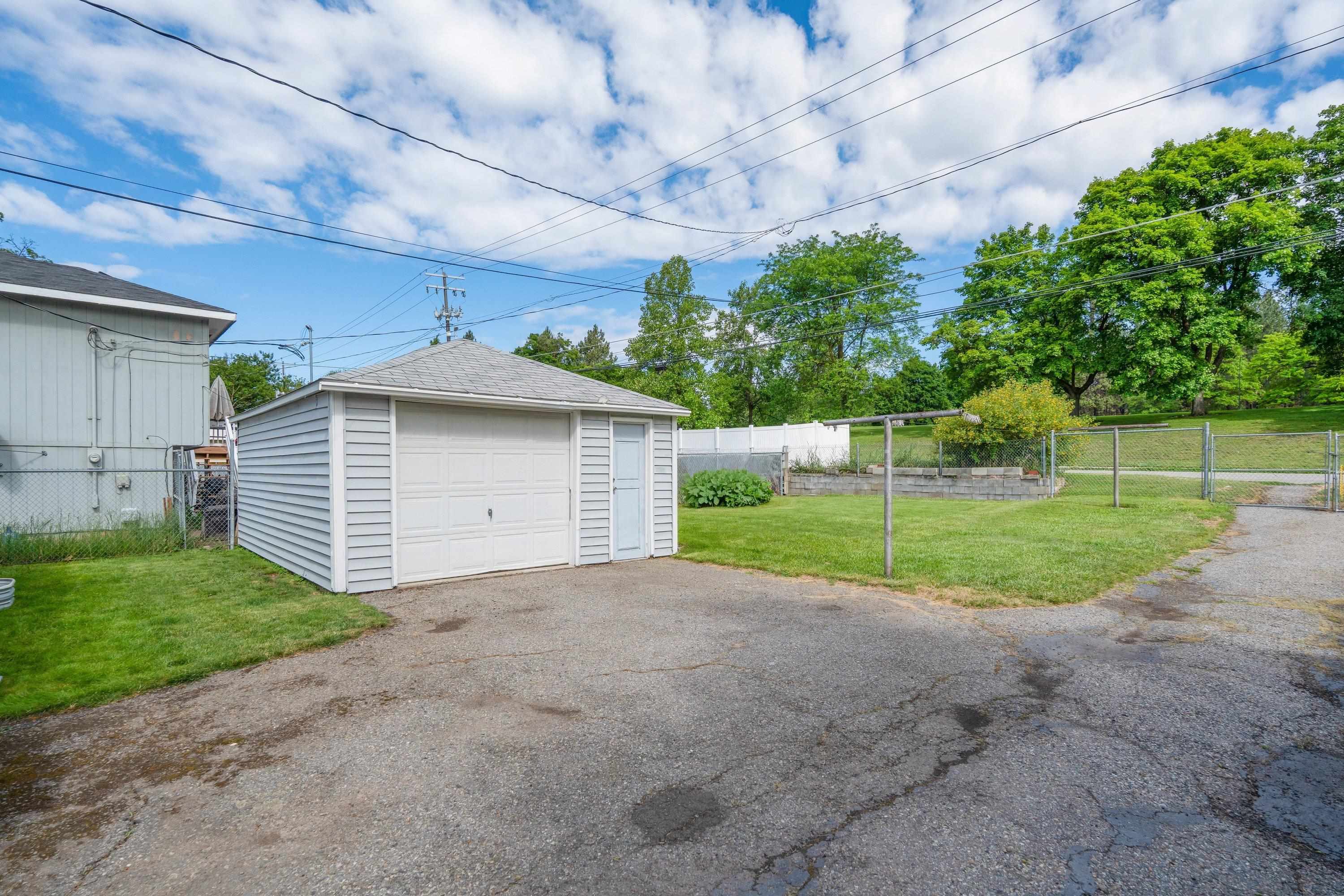 4117 E Frederick Ave - Photo 32
