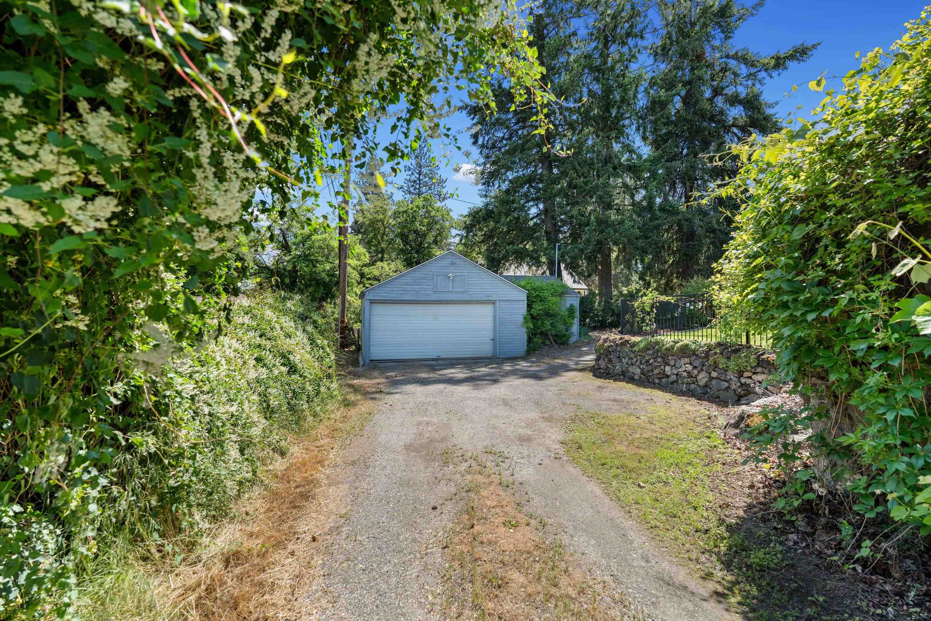 3215 E 17TH Ave - Photo 50