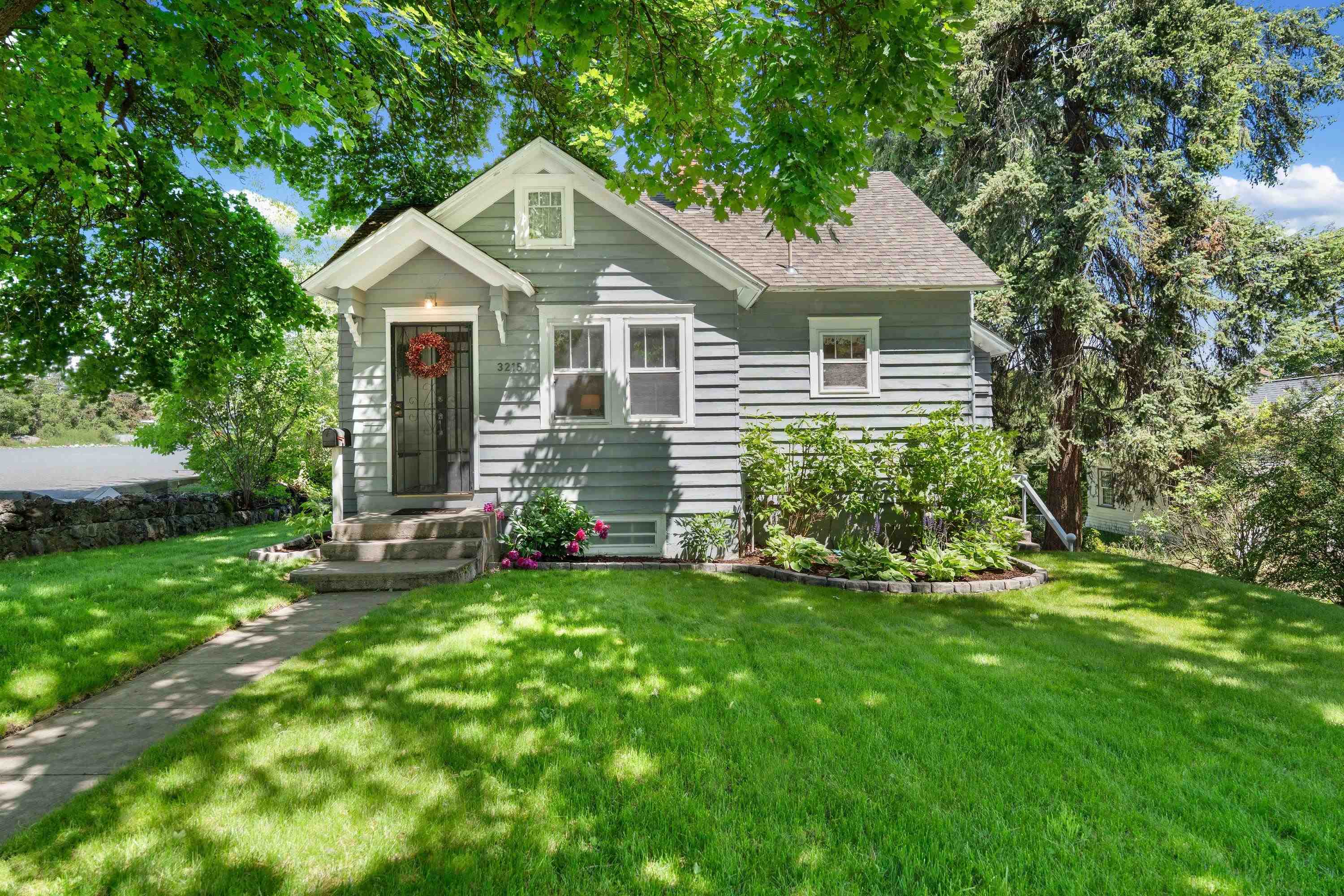 3215 E 17TH Ave - Photo 3