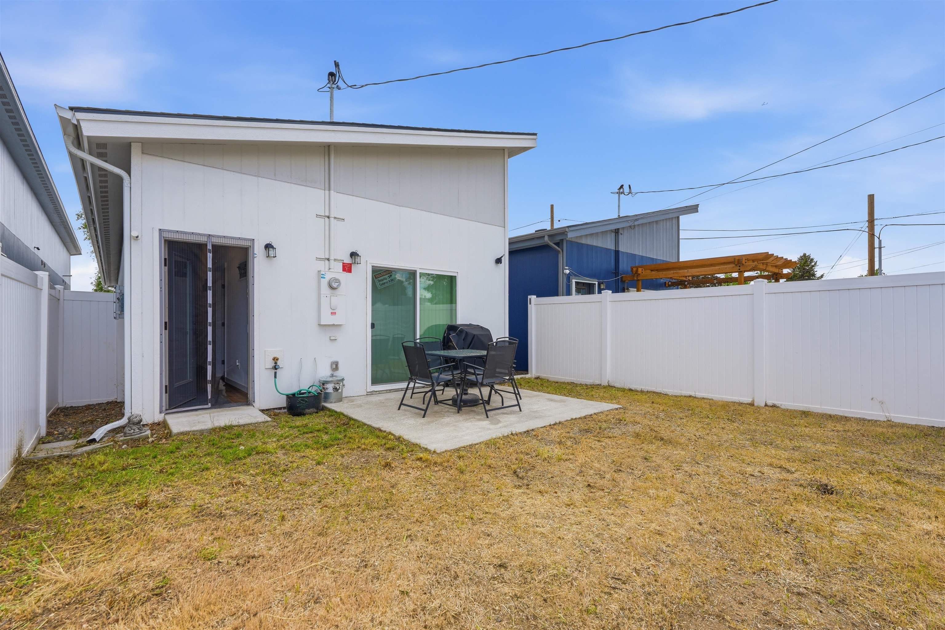 2303 E Longfellow Ave - Photo 11