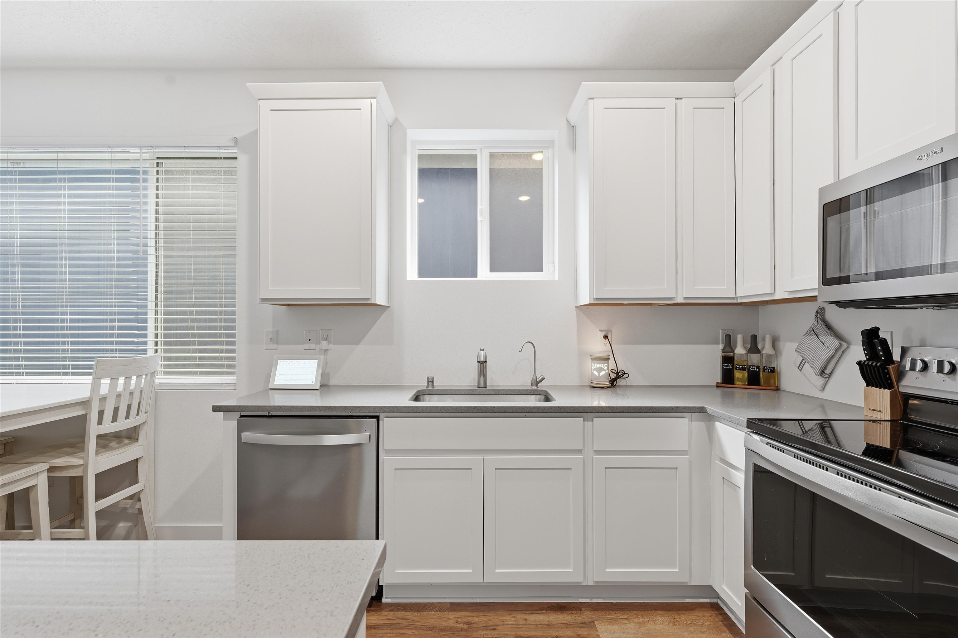 2303 E Longfellow Ave - Photo 24