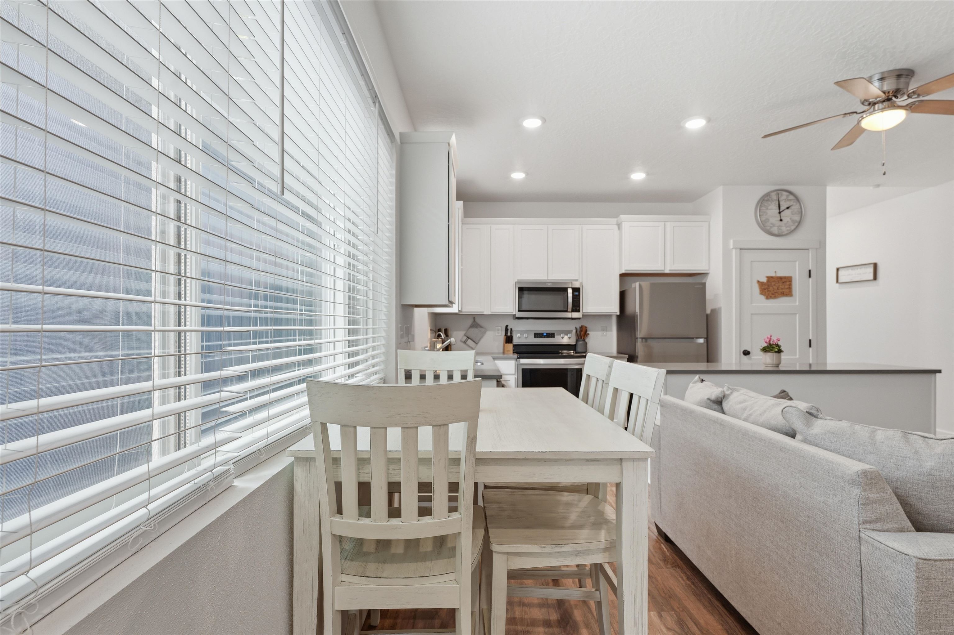 2303 E Longfellow Ave - Photo 27