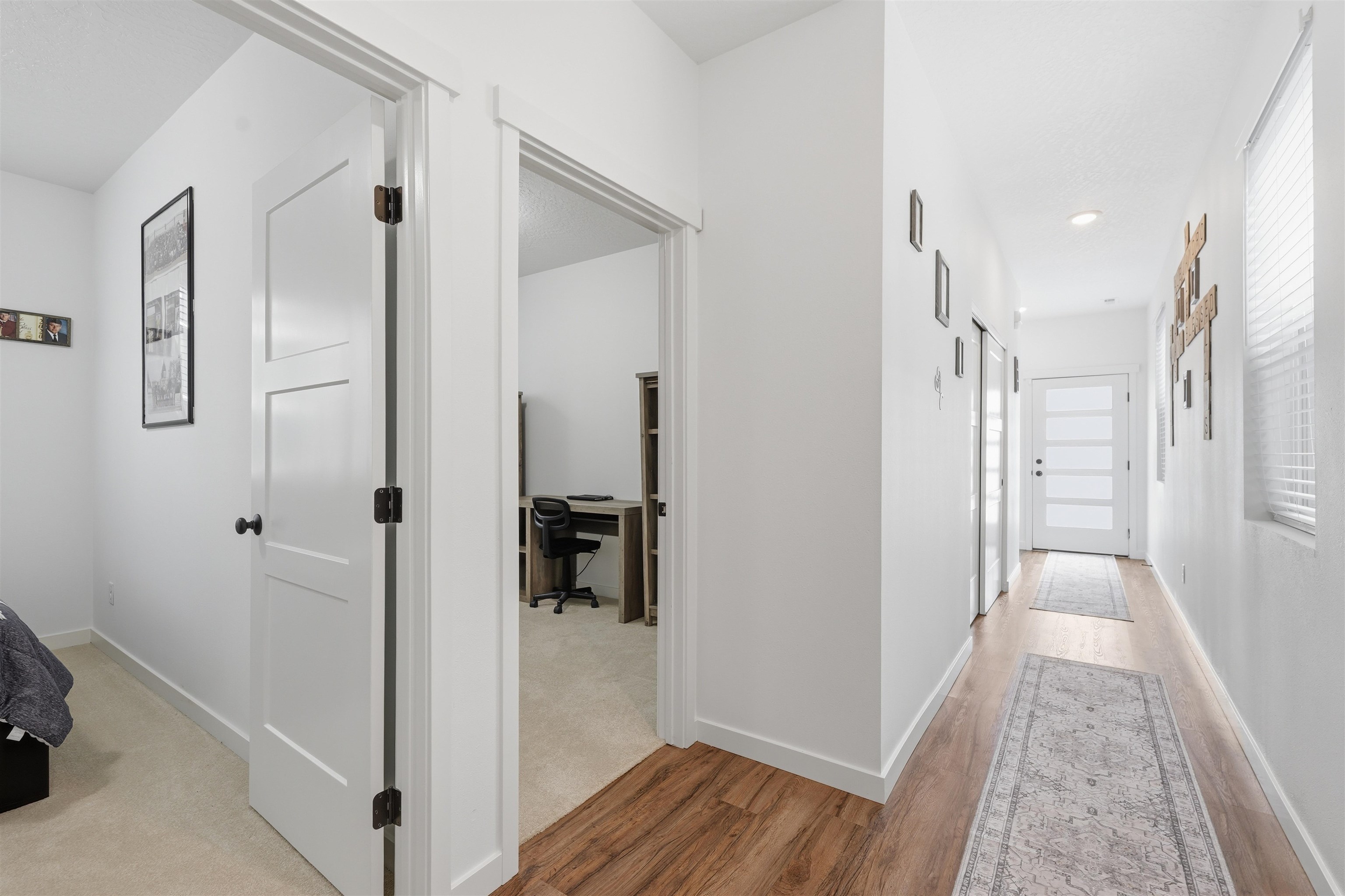 2303 E Longfellow Ave - Photo 29
