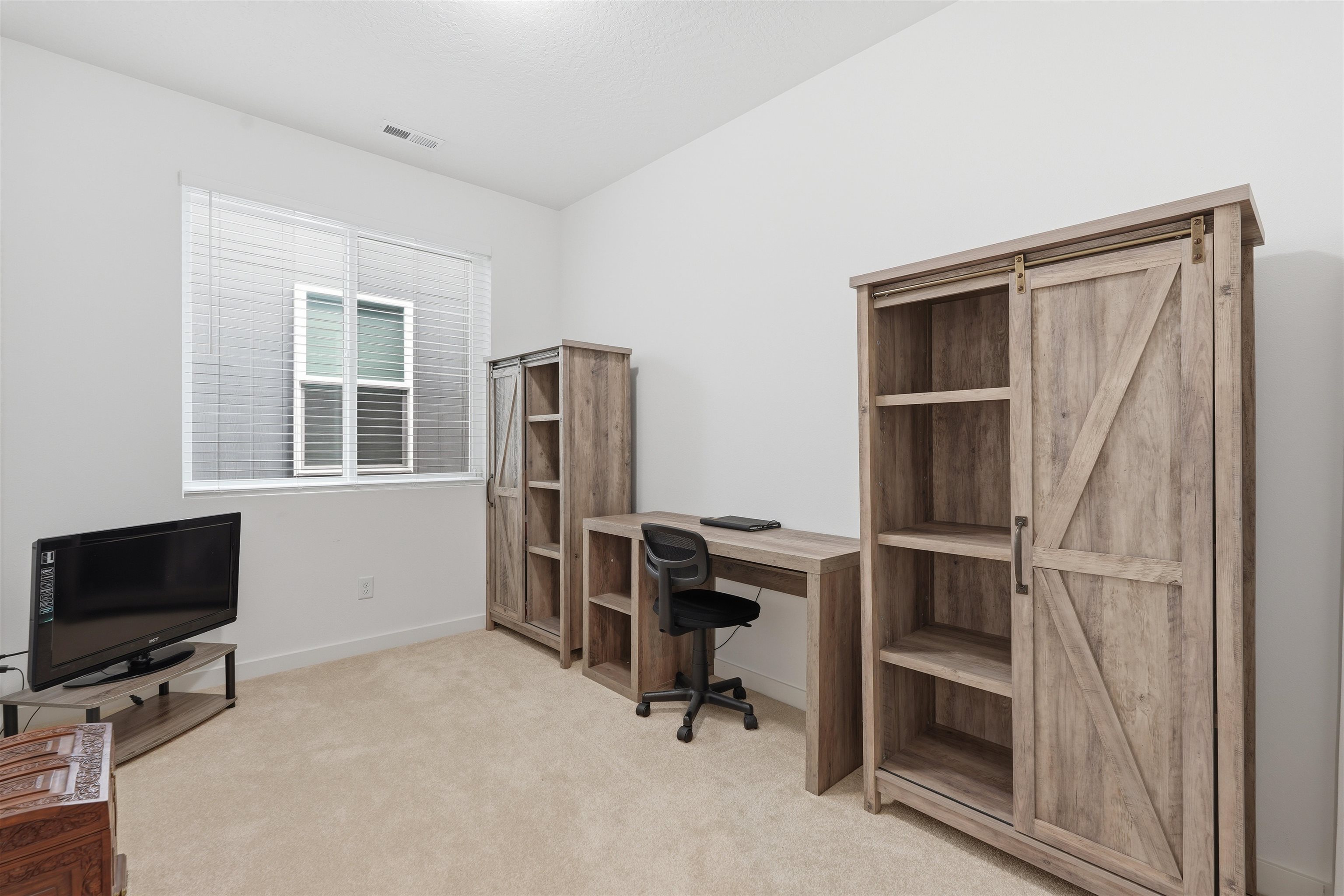2303 E Longfellow Ave - Photo 31
