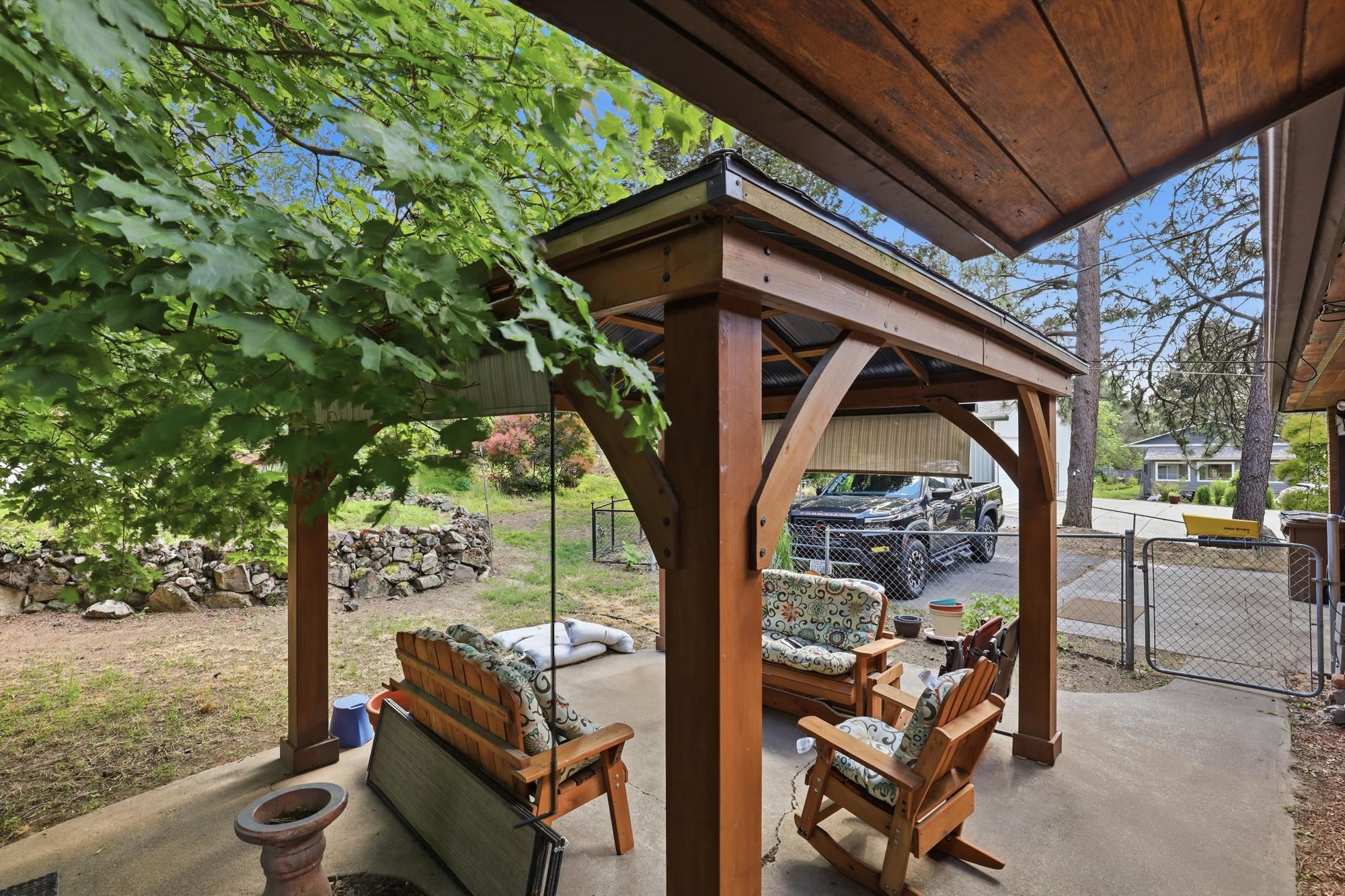 3806 E 17th Ave - Photo 32