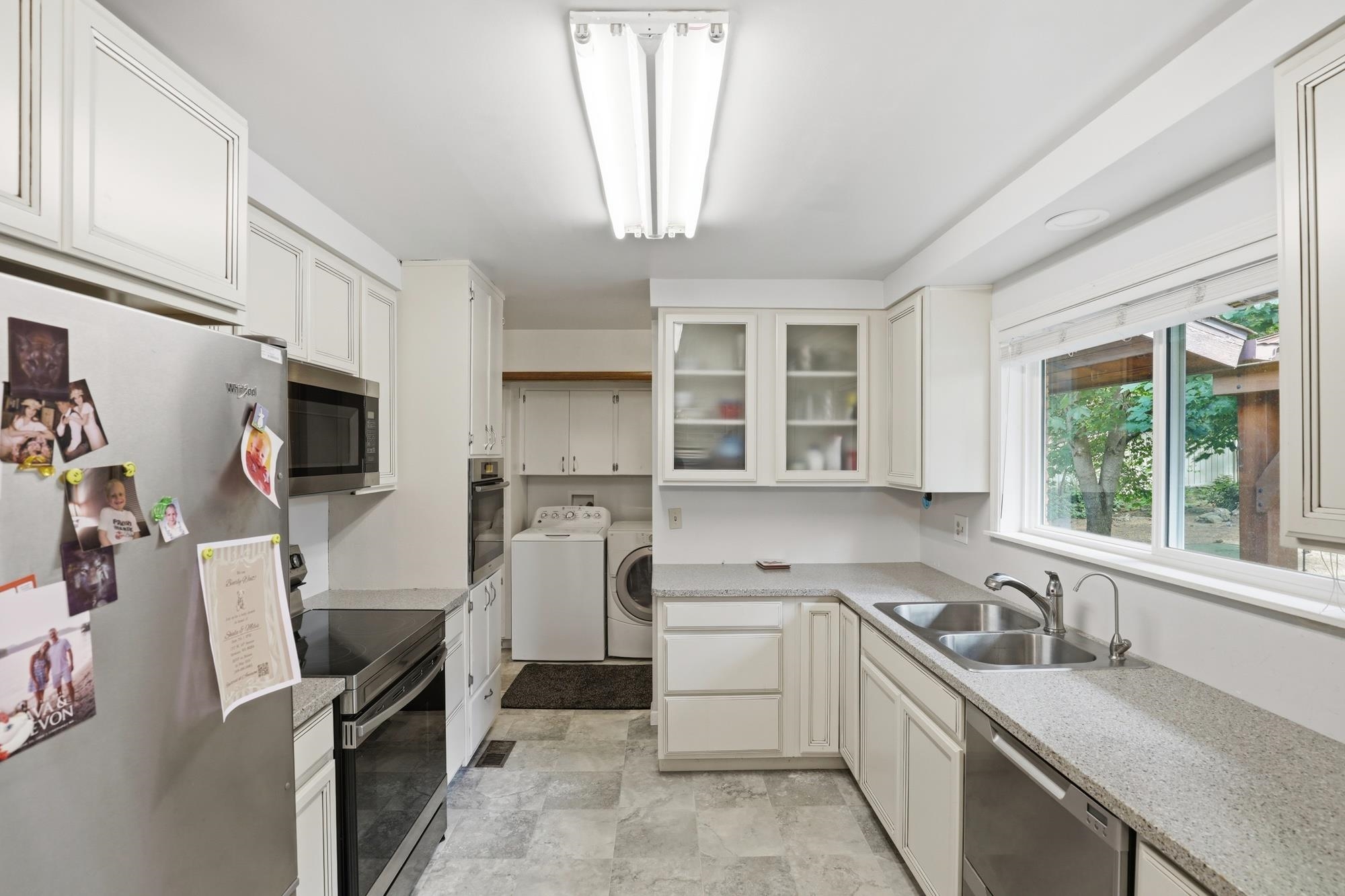 3806 E 17th Ave - Photo 10